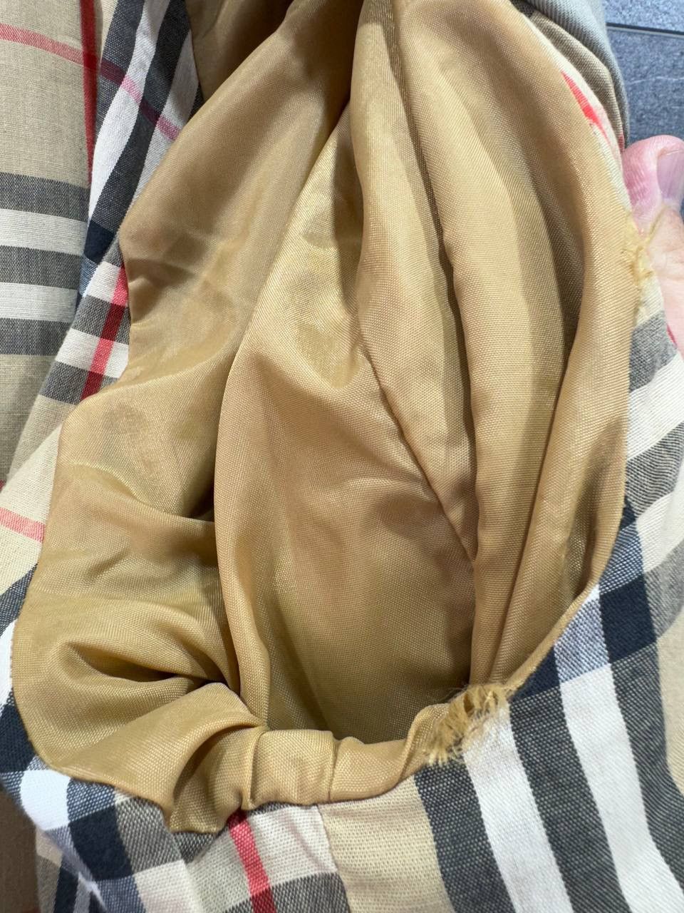 Burberry Vintage Burberry’s Trench Coat Jacket Mens Size L Size US L / EU 52-54 / 3 - 22 Thumbnail