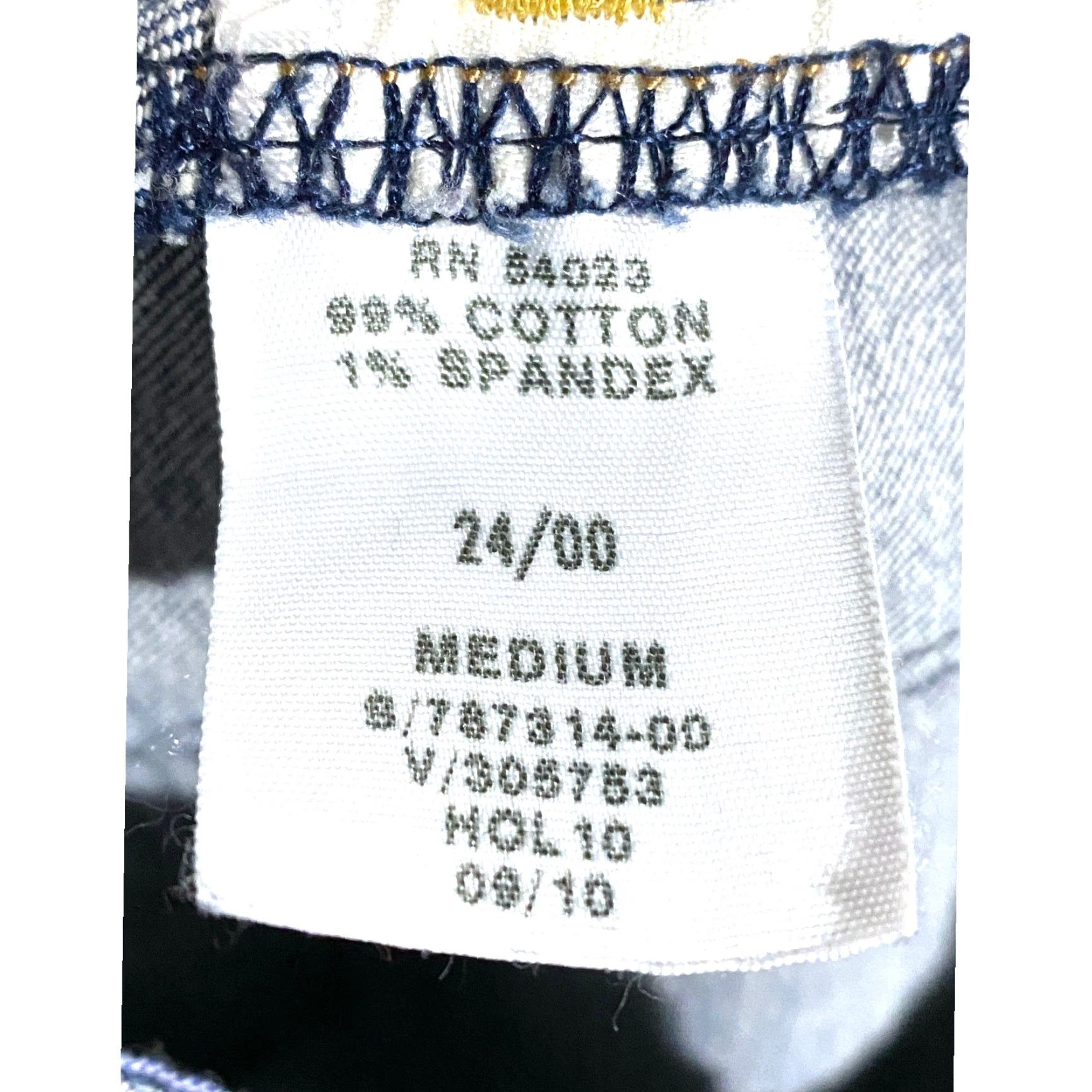 Gap VINTAGE Gap 1969 Denim Jean Skirt Gold Button Front Stretch Sz 24/00 Classic Preppy Y2K Women Skirt A-Line Knee Length Blue Cotton Spandex Mulit? Size 24" / US 00 / IT 34 - 8 Thumbnail