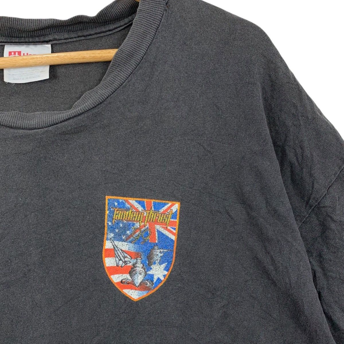 Vintage Vintage 1999 I Survived TANDEM THRUST Guam Usa Tshirt Size US XL / EU 56 / 4 - 5 Thumbnail
