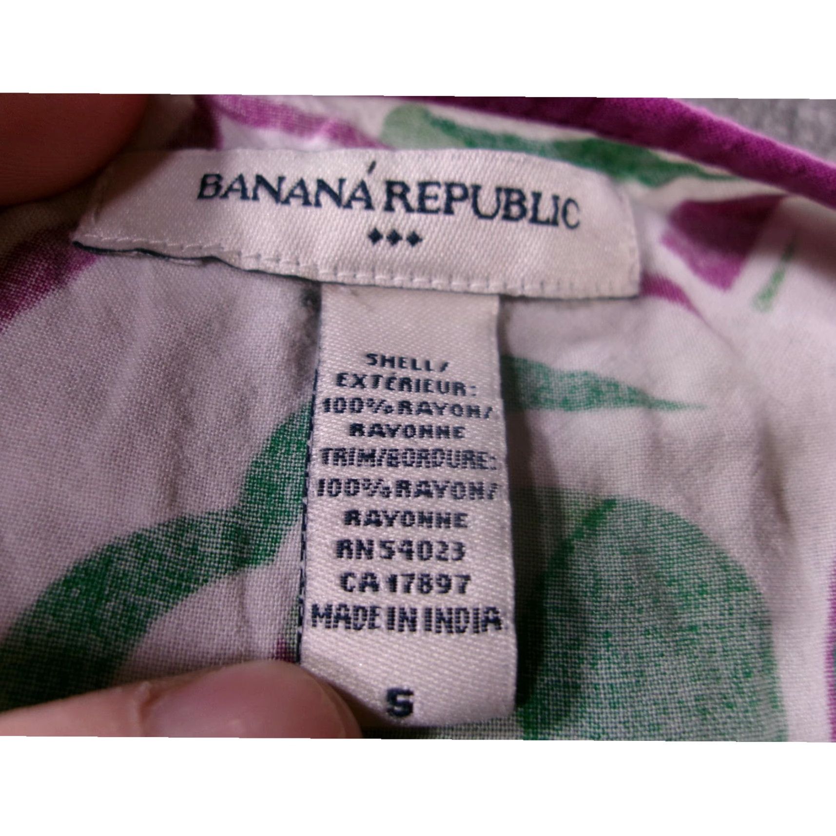 Banana Republic VINTAGE Banana Republic Women’s Small Floral Bohemian Tunic Top Rayon V-Neck Short Sleeve Casual Summer Vacation Size S / US 4 / IT 40 - 6 Thumbnail