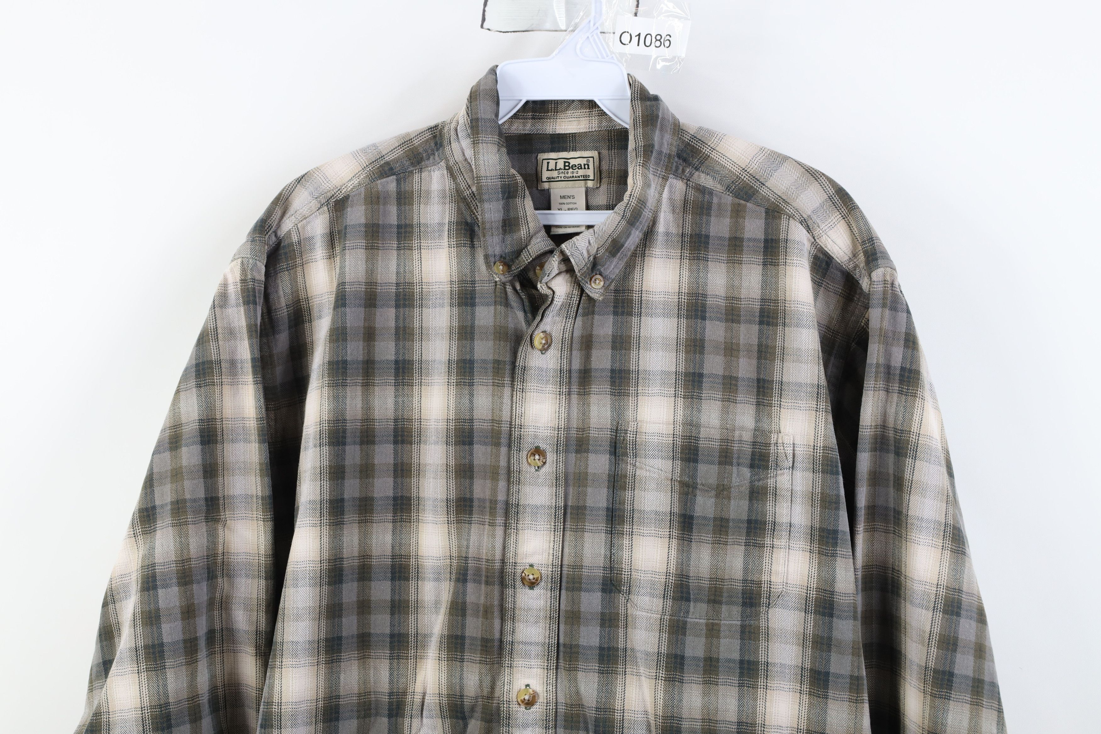 L.L. Bean Vintage 90s LL Bean Heavyweight Collared Button Down Shirt Size US XL / EU 56 / 4 - 2 Thumbnail