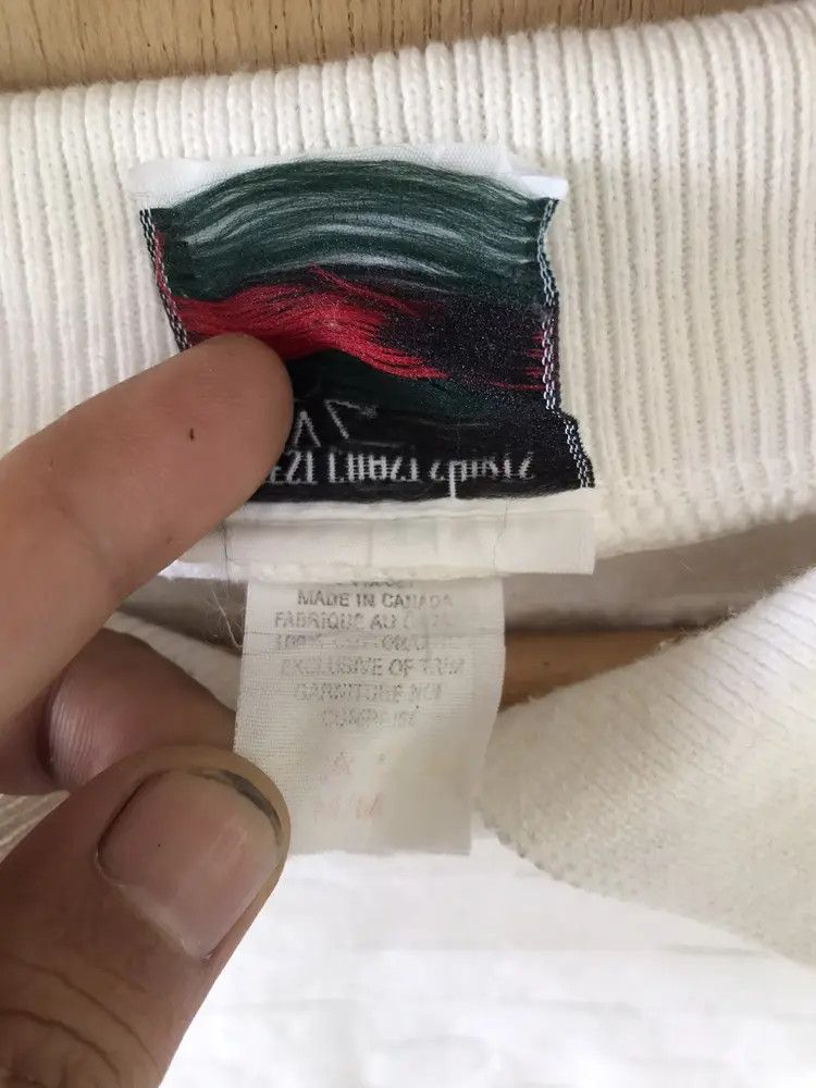 Vintage Vintage BANFF Canada Sweatshirts Size US XL / EU 56 / 4 - 7 Thumbnail