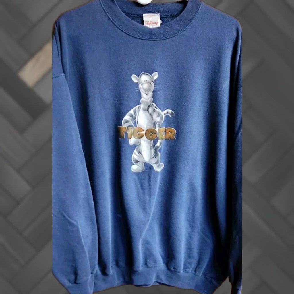 Disney Disney Disney Store TIGGER Sweatshirt Mens XL Blue Pullover Winnie The Pooh VTG Sweater Shirts Size US XL / EU 56 / 4 - 1 Thumbnail
