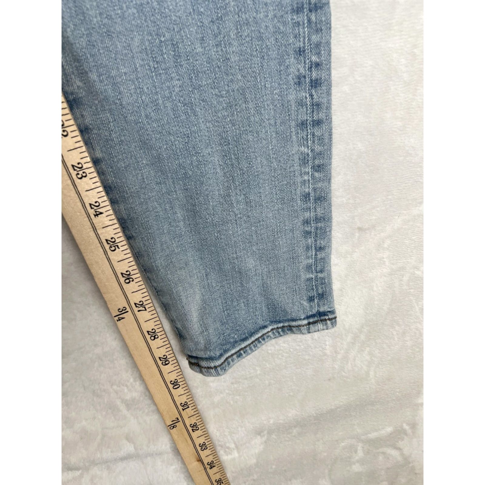 American Eagle Outfitters American Eagle Jeans Mens 28x30 Blue Skinny Light Wash Real Good Stretch Denim Size US 28 / EU 44 - 3 Thumbnail