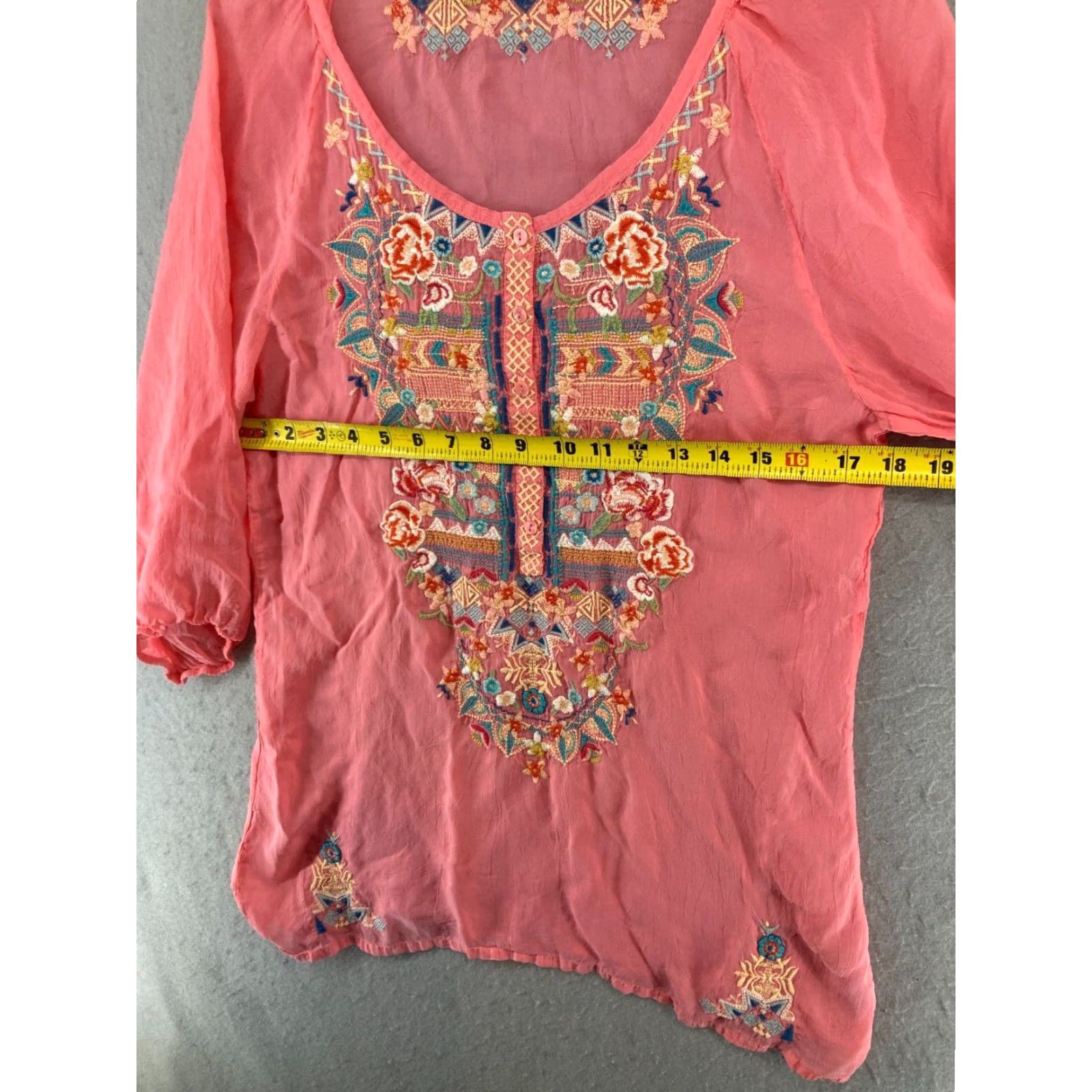 Johnny Was Johnny Was Womens Shirt Small Pink Embroidered Aztec Size S / US 4 / IT 40 - 2 Thumbnail