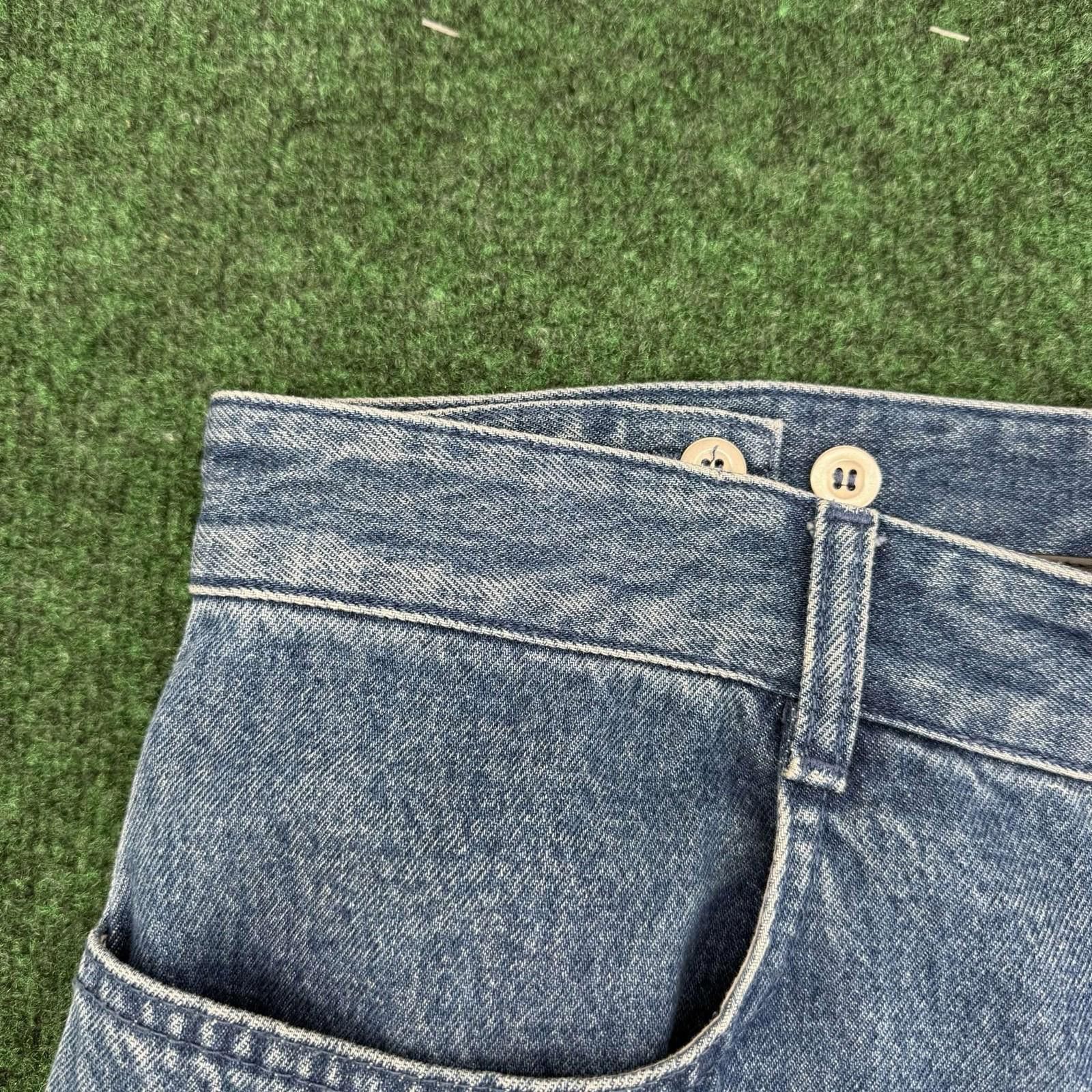 Givenchy Givenchy Multicutted Denim Cargo Shorts 36 Used Size US 36 / EU 52 - 3 Thumbnail