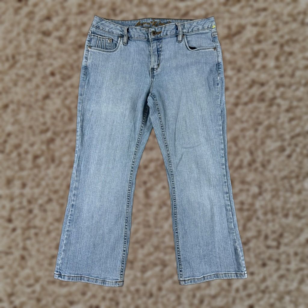 Vintage Arizona Jeans Pants Womens 5 Blue Denim Capri Cotton Blend Stretch Light Wash Pockets Regular Logo Embroidered Front Flat Front kick off Size 27" / US 4 / IT 40 - 1 Thumbnail