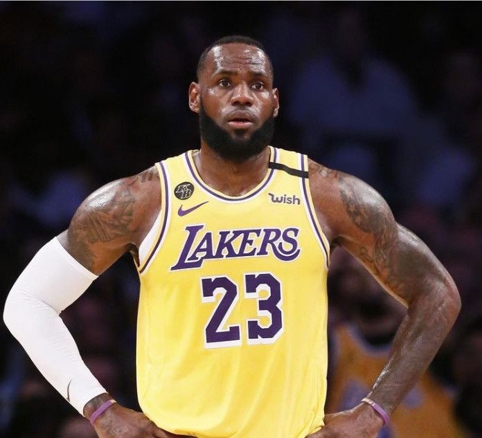 Nike 🇺🇸 Y2K Nike Lebron James 23 L. A. Lakers T-Shirt Y2K Just Don Size US S / EU 44-46 / 1 - 4 Thumbnail