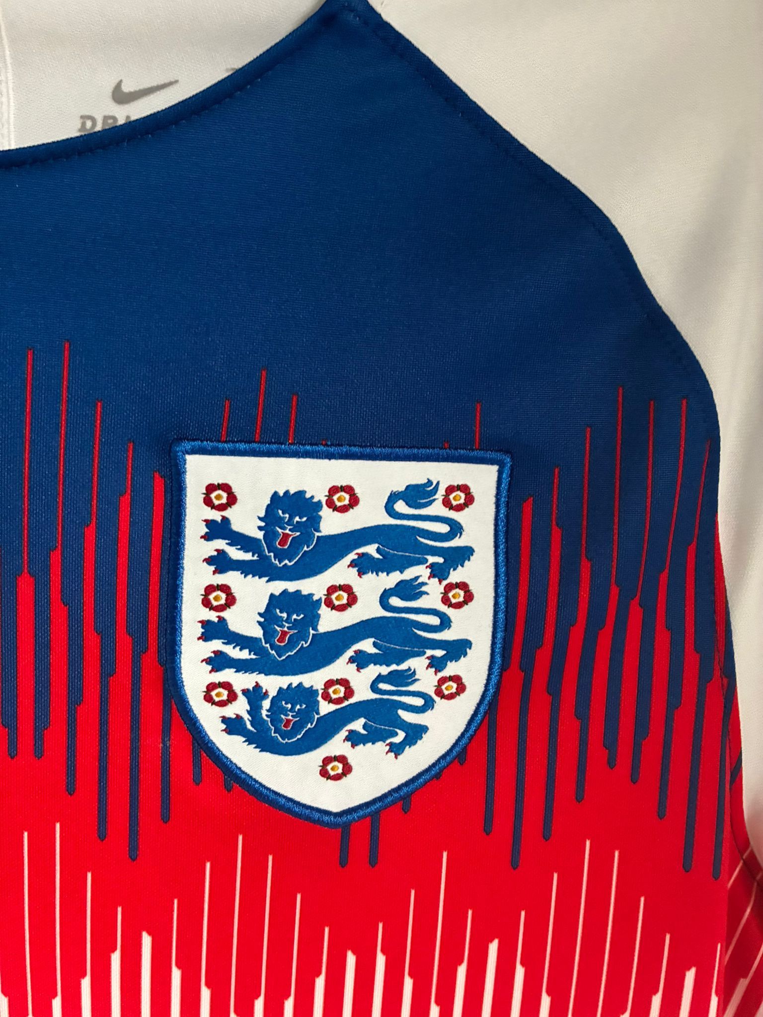 Nike Nike football tee England world cup 00s Jersey soccer Size US M / EU 48-50 / 2 - 4 Thumbnail