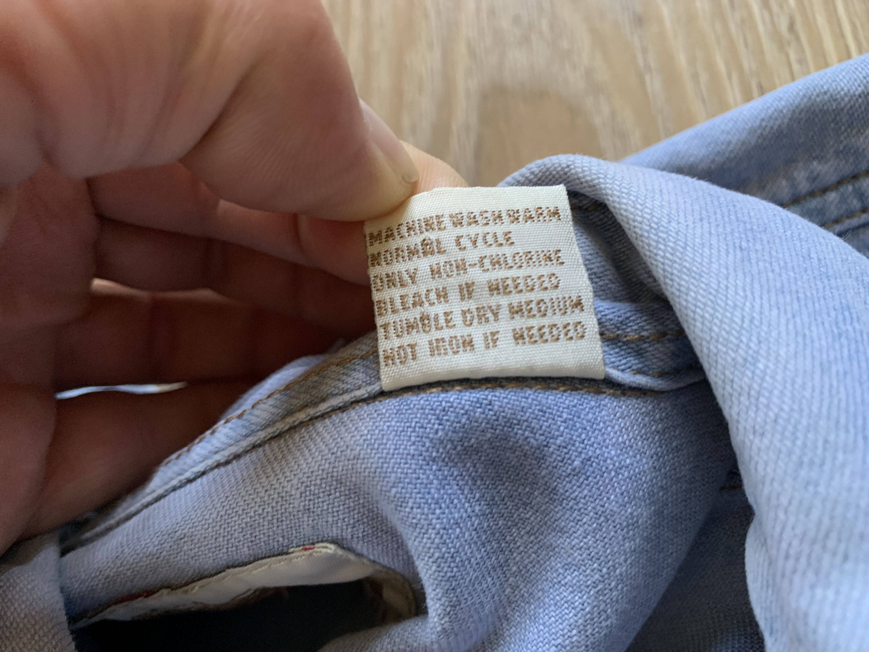 Levi's × Levi's Vintage Clothing × Vintage Levi's Red Tab Authentic Vintage Denim Button Up Shirt Size US XL / EU 56 / 4 - 9 Thumbnail
