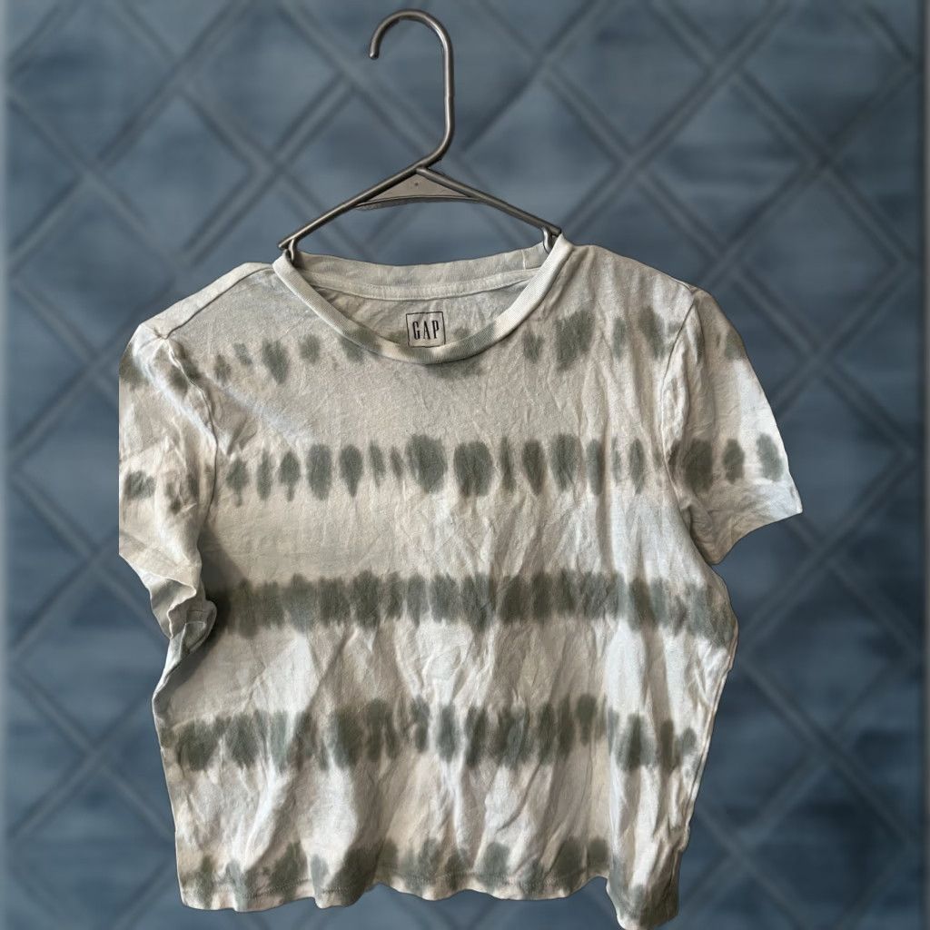 Gap GAP Tie Dye Tee Women’s Medium Green Short Sleeve Crew Neck T-Shirt Adult M Oversized relaxed fit Size 32" / US 10 / IT 46 - 1 Thumbnail