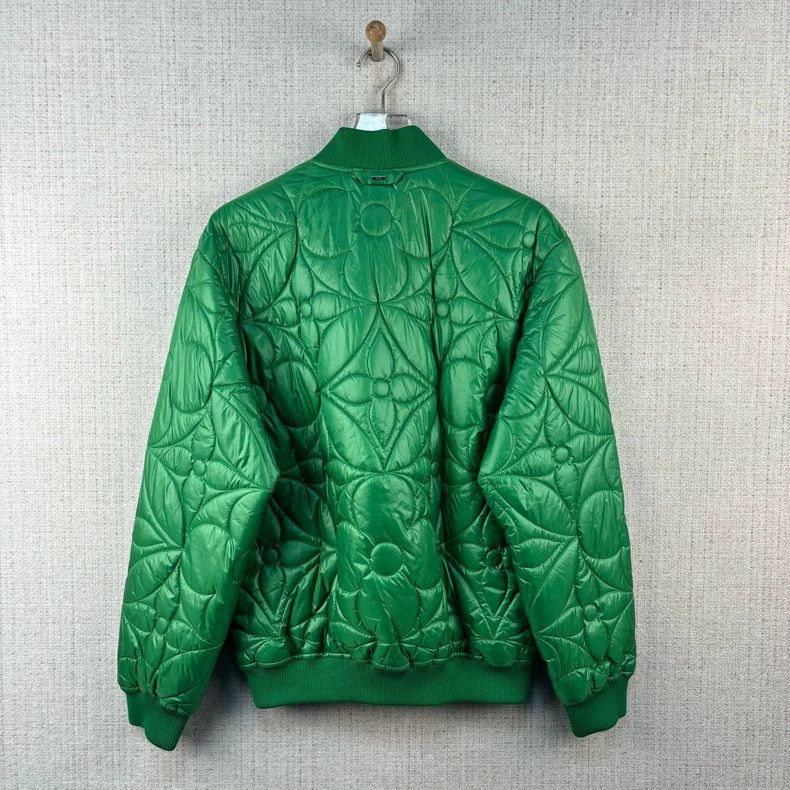 Louis Vuitton Louis Vuitton SS23 Pure Tri-Embossed Bomber Jacket Size US M / EU 48-50 / 2 - 3 Thumbnail
