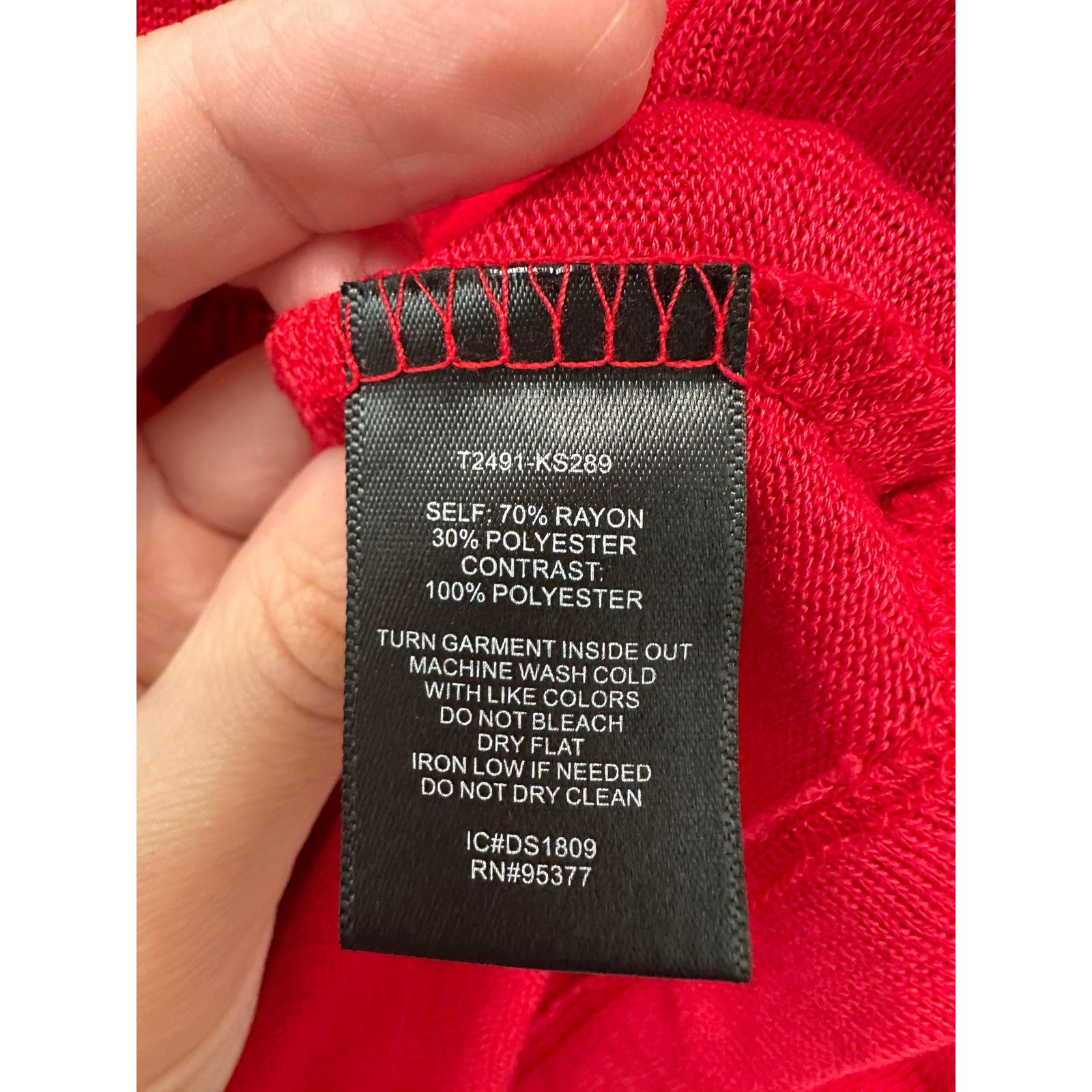 Sanctuary SANCTUARY | Hanna Red Lightweight Split Neck Long Sleeve Top Size XS / US 0-2 / IT 36-38 - 6 Thumbnail