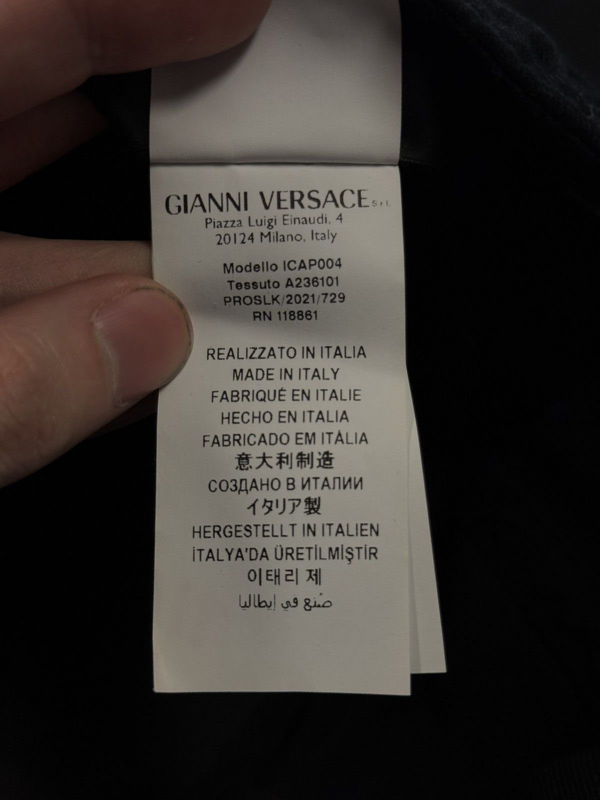 Versace Versace Hat Strap Ajustable Size 60 Pre Owned $395 Size ONE SIZE - 8 Thumbnail