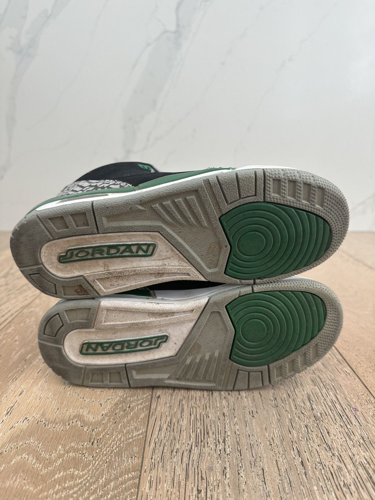 Jordan Brand Jordan 3 Retro Pine Green Size US 6 / EU 39 - 6 Thumbnail
