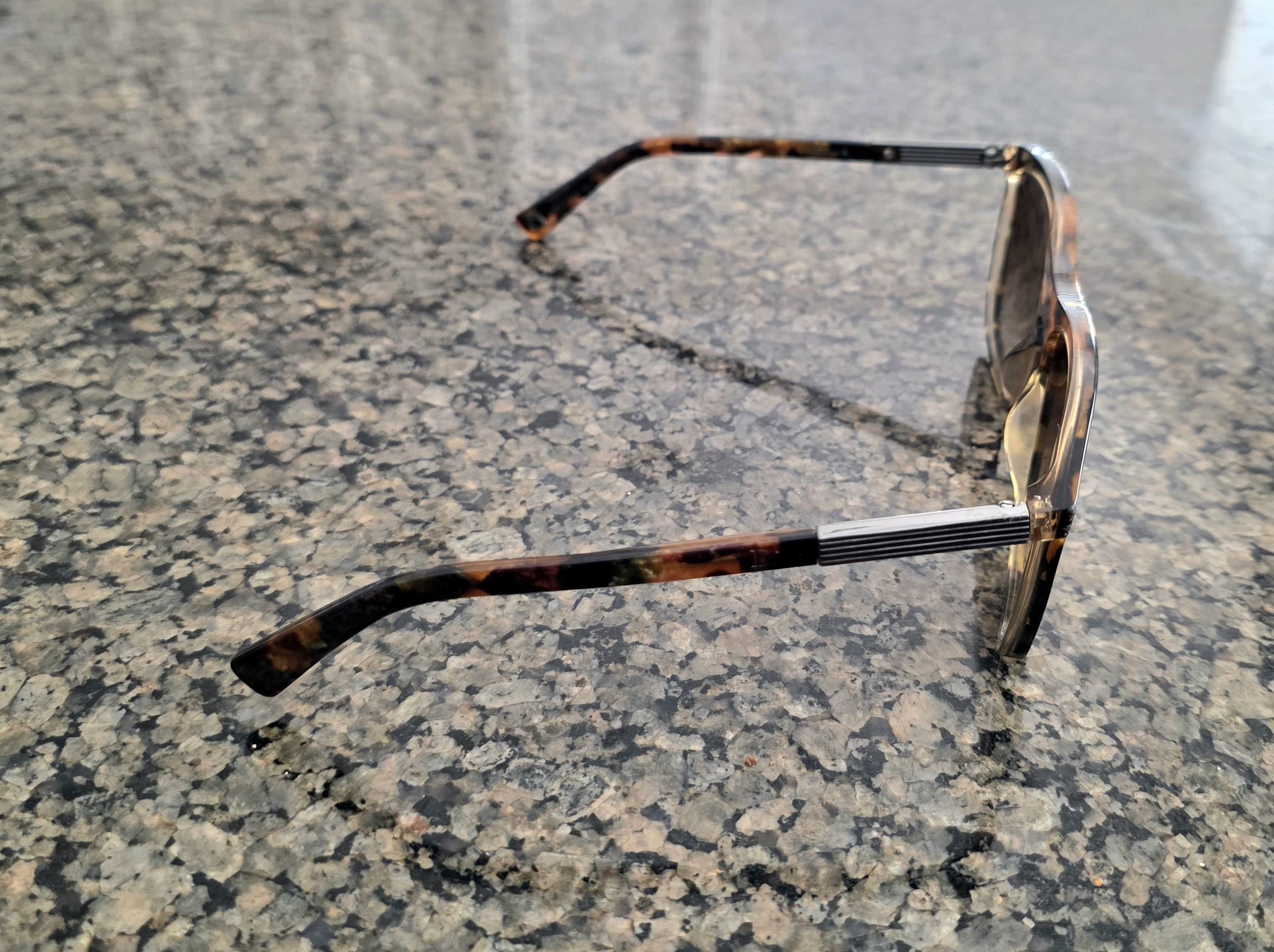Dior Christian Dior Entracte2 Women Sunglasses Tortoise Italy Size ONE SIZE - 4 Thumbnail