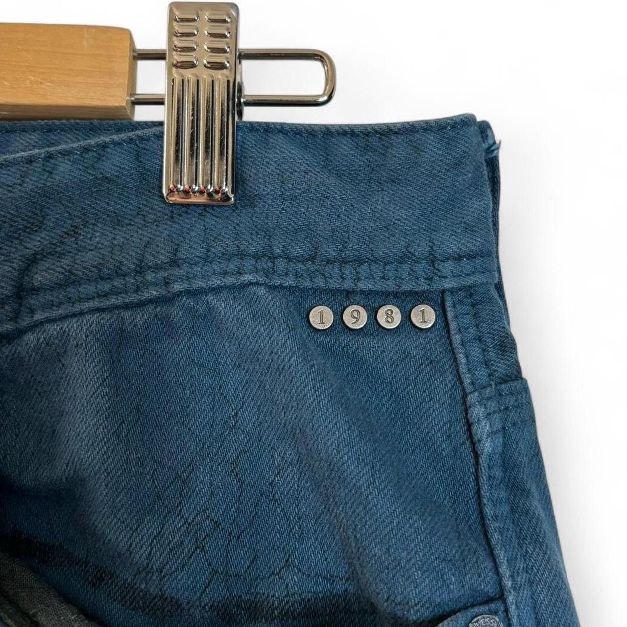 Guess × Vintage Vintage Y2K Guess Teal Cracked Slim Straight Denim Jeans Size US 33 - 3 Thumbnail