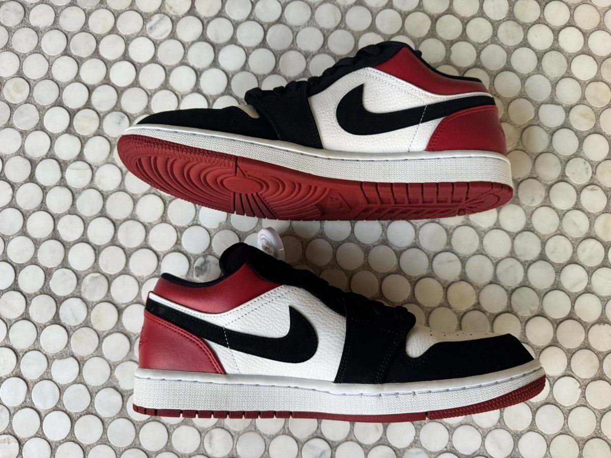 Jordan Brand (2019) 10 Jordan 1 Low Black Toe White OG Size US 10 / EU 43 - 6 Thumbnail