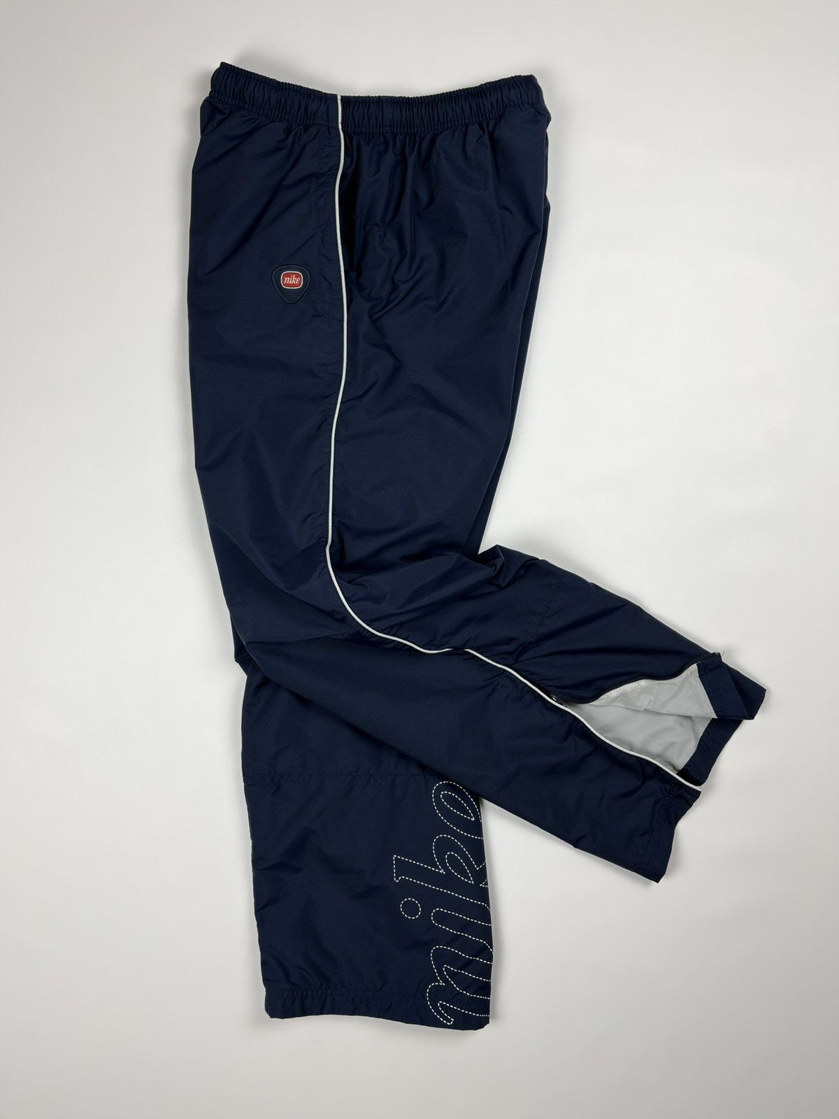 Nike Nike Vintage Nylon Sweatpants Drill Y2K Size US 33 - 2 Thumbnail