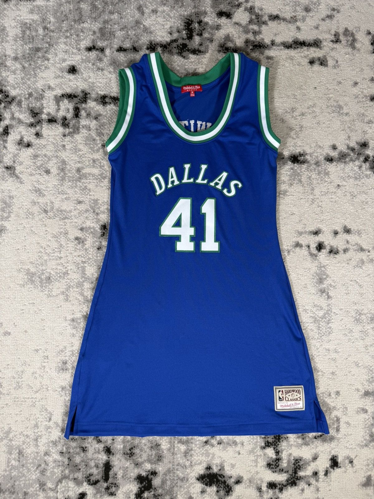 Mitchell & Ness Mitchell & Ness Dallas Mavericks Nowitzki #41 Jersey Dress Size M / US 6-8 / IT 42-44 - 3 Thumbnail