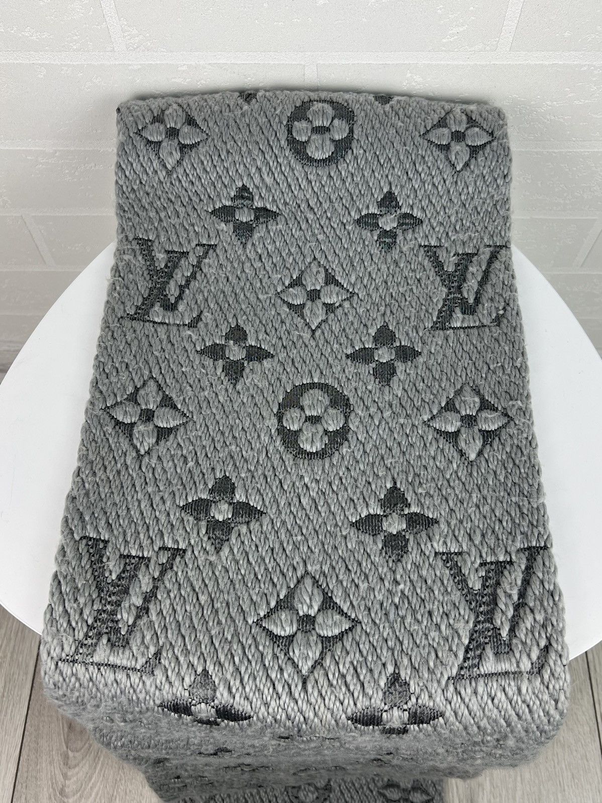 Louis Vuitton LOUIS VUITTON Scarf Echarpe LV Logomania Monogram Wool Silk Size ONE SIZE - 13 Thumbnail