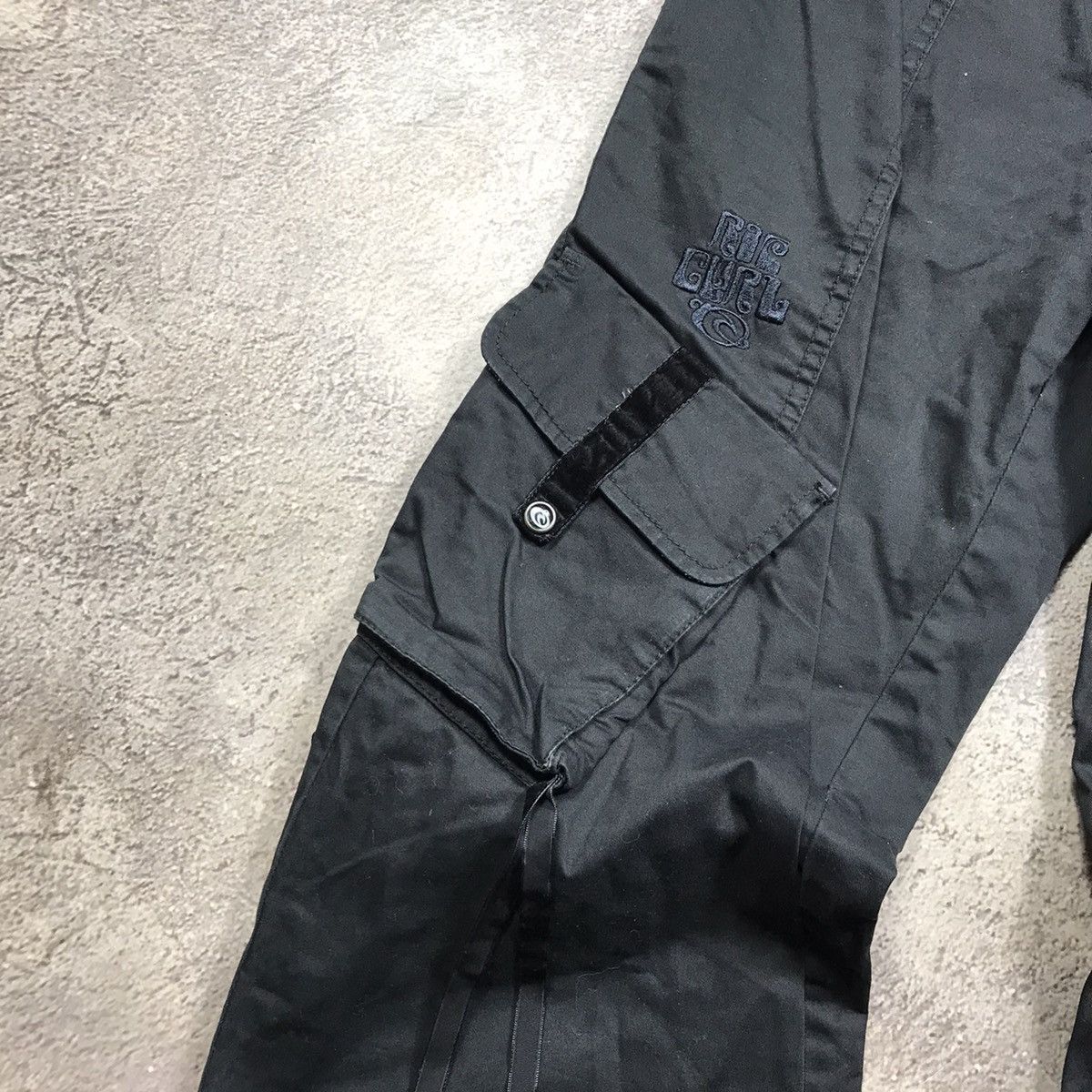 Vintage Vintage 90s Baggy Cargo Pants Black Parachute Streetwear 27 Size 27" / US 4 / IT 40 - 4 Thumbnail
