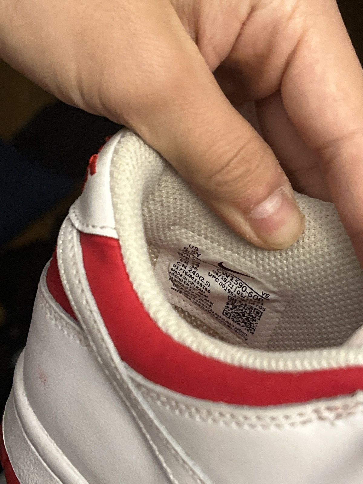 Nike Dunk low Championship Red Size US 5.5 / EU 38 - 6 Thumbnail