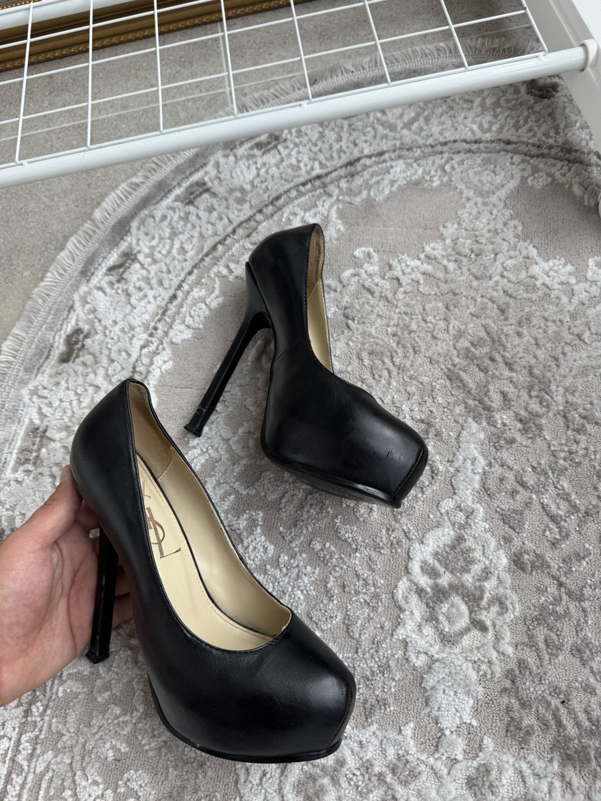 Yves Saint Laurent Saint Laurent (YSL) Tribute Platform Pumps in Black Leather Size US 7 / IT 37 - 11 Thumbnail