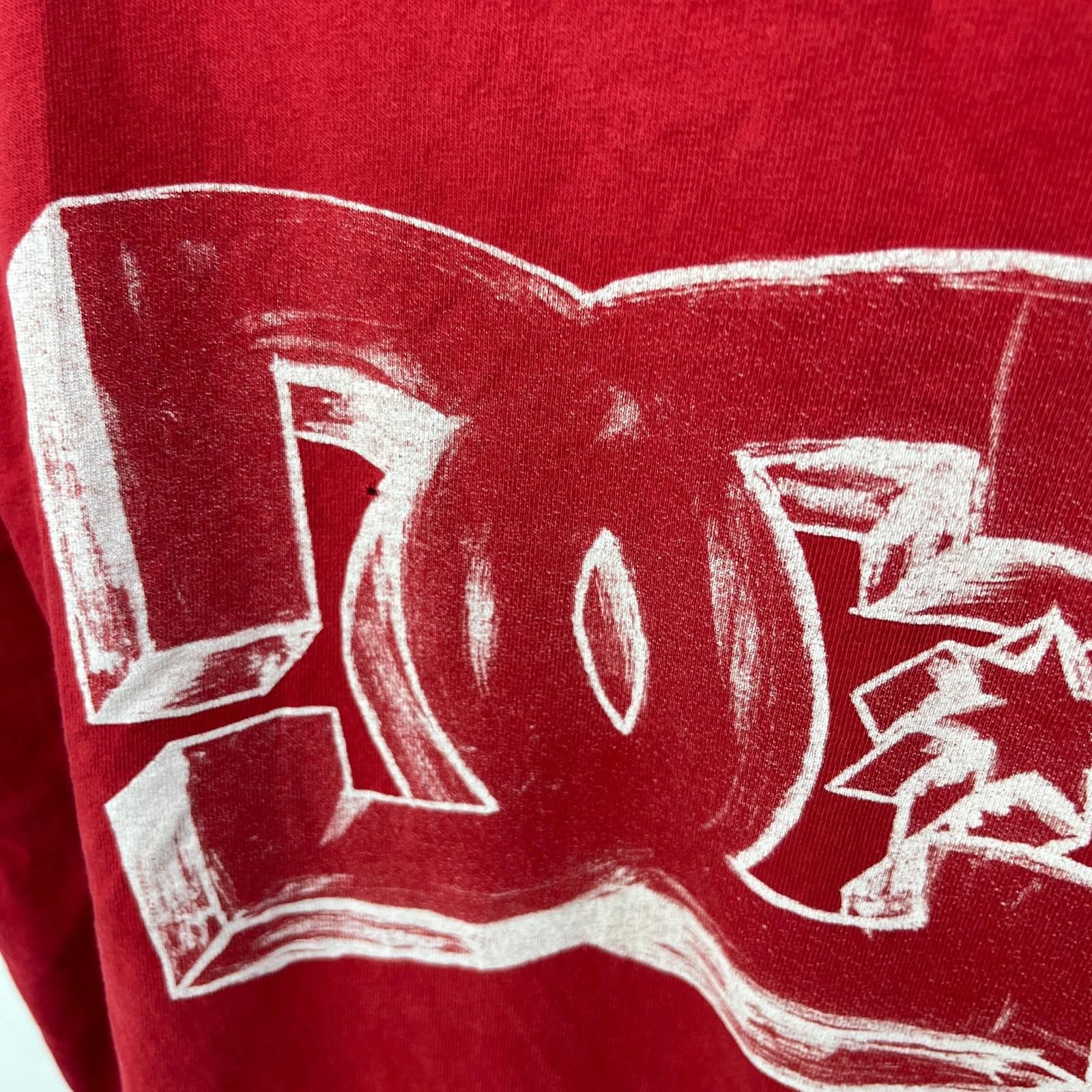 Designer Vintage DC Shoes T-Shirt Large Skateboard Y2K Size US L / EU 52-54 / 3 - 6 Thumbnail
