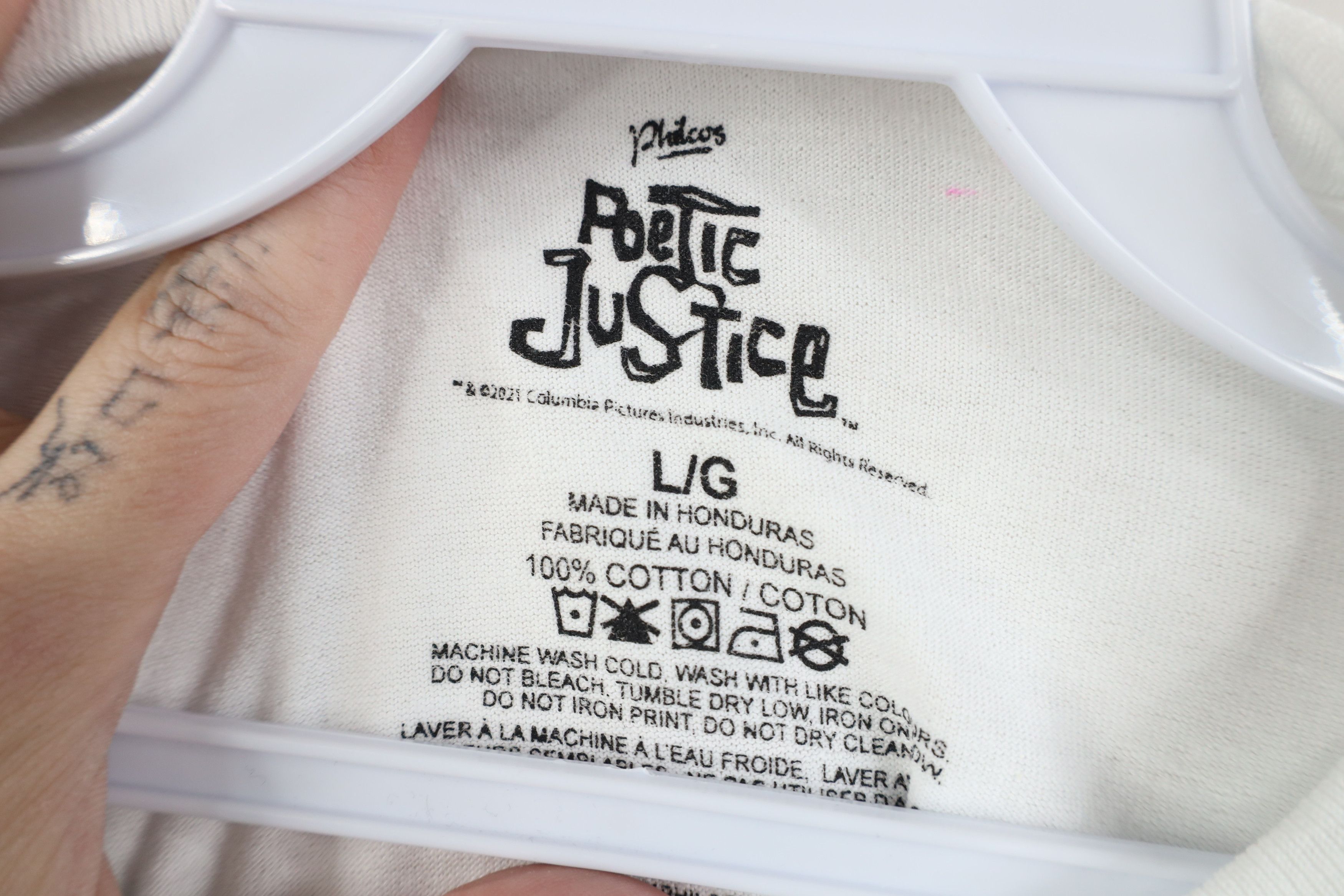 Vintage Y2K Streetwear Justice Japan Long Sleeve Rap Tee T-Shirt Size US L / EU 52-54 / 3 - 9 Thumbnail
