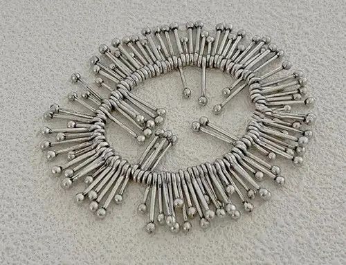 Jewelry Avant Garde Seaweed Fringe Bracelet Chain Aesthetic y2k Size ONE SIZE - 5 Thumbnail