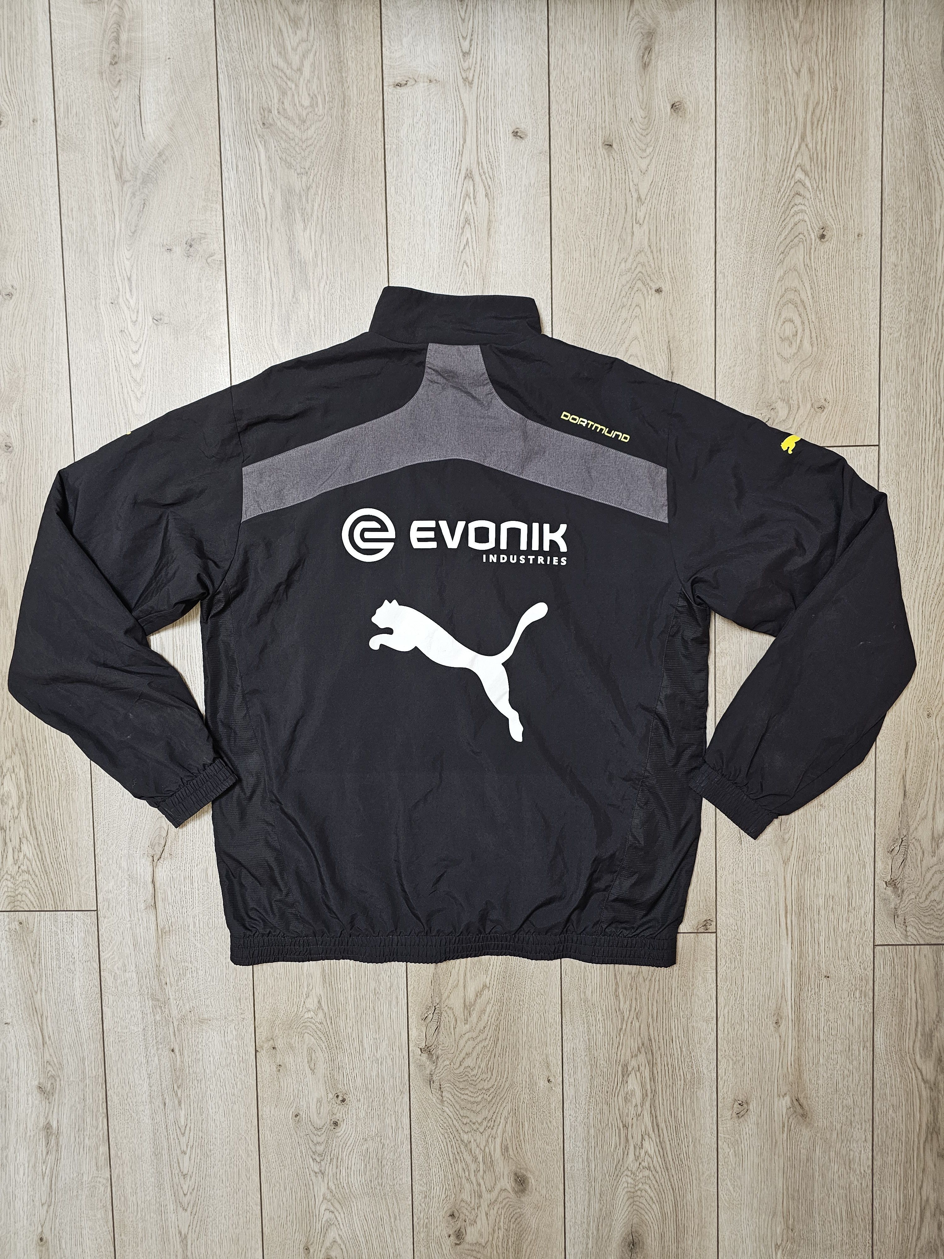 Puma BORUSSIA DORTMUND TRAINING FOOTBALL JACKET BVB SOCCER JACKET Size US XL / EU 56 / 4 - 2 Thumbnail