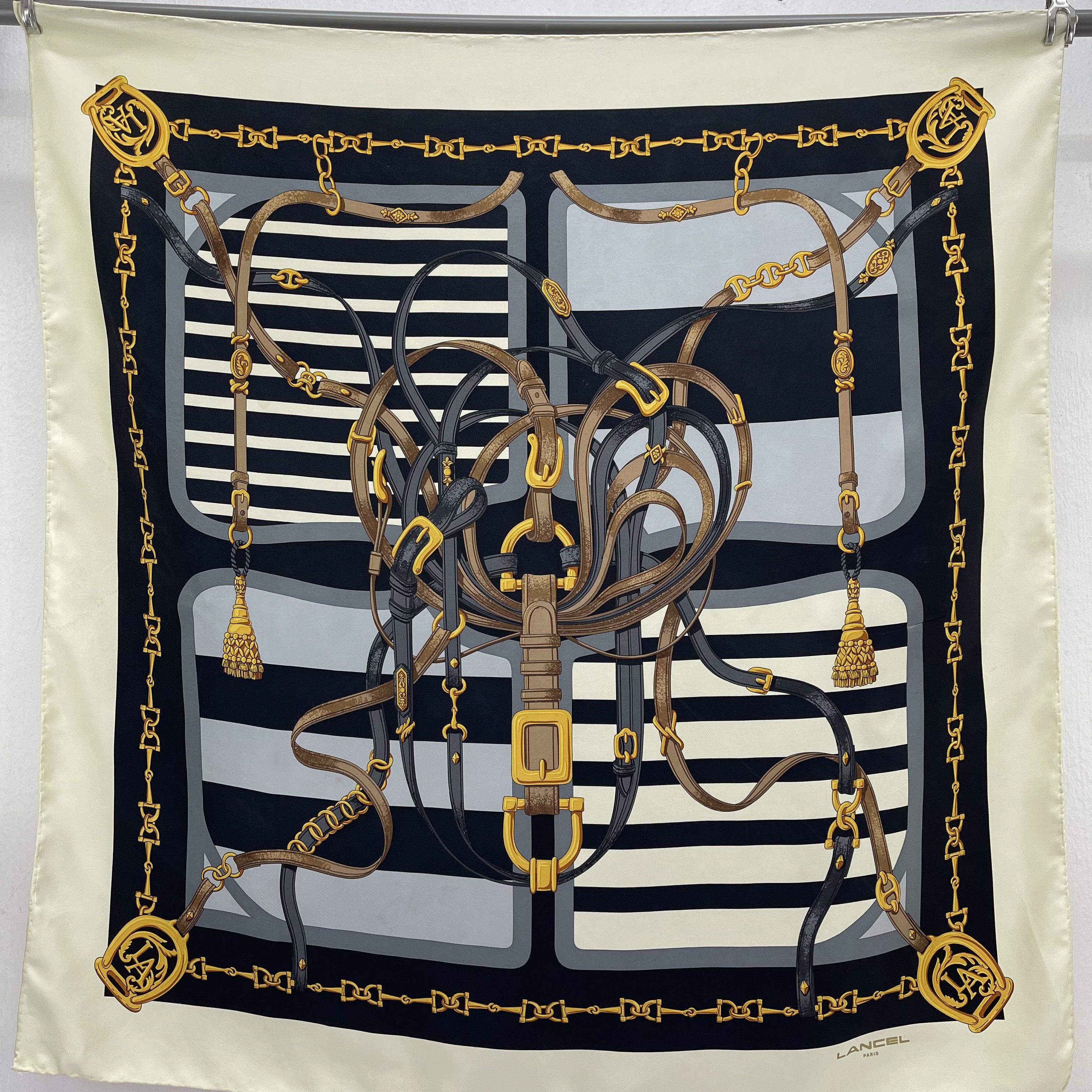 Lancel Vintage Lancel Silk Scarf Babushka - S7034 Size ONE SIZE - 4 Thumbnail