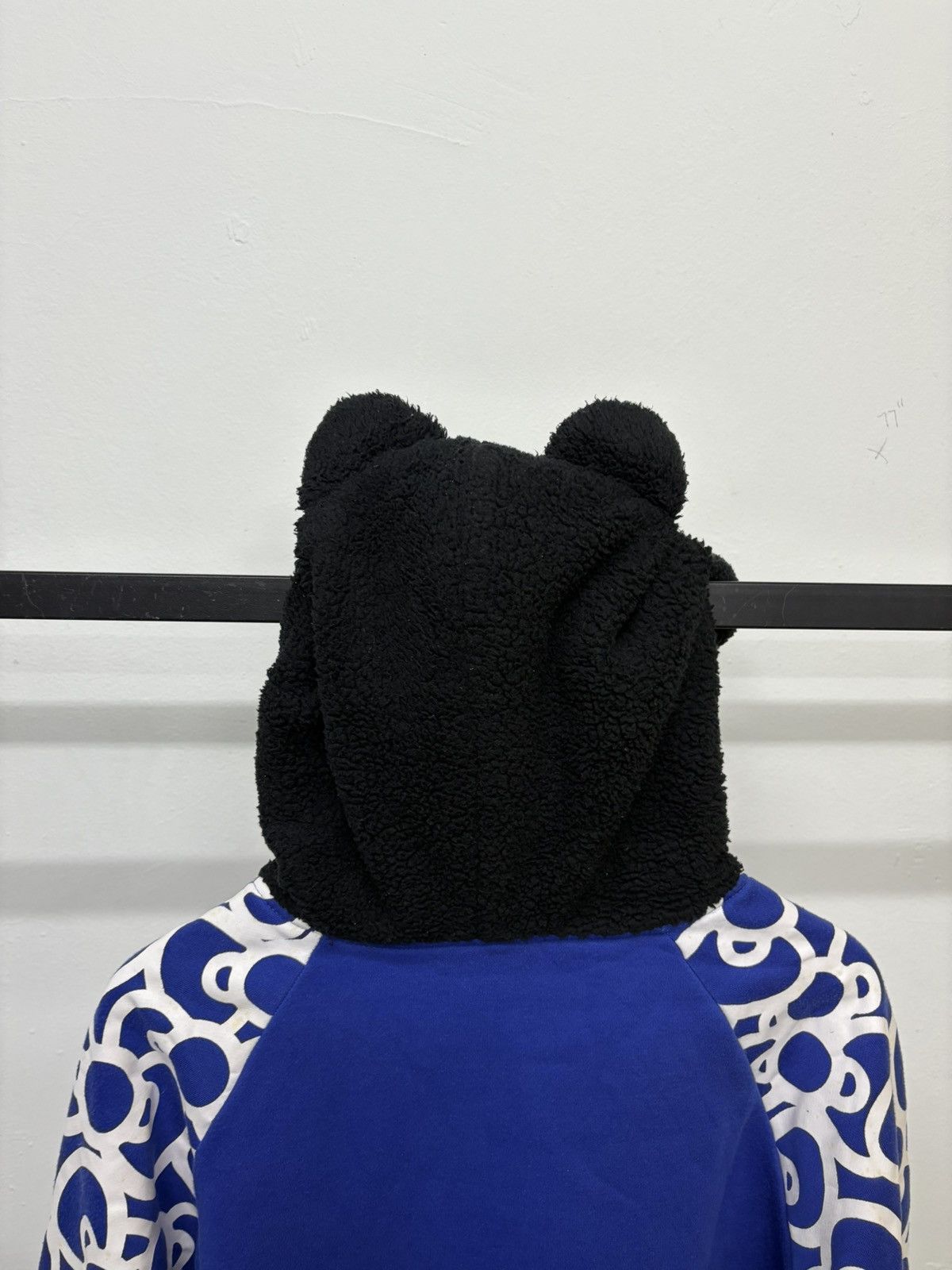 Beauty Beast HELLO KITTY WOOL HOODIE Size US M / EU 48-50 / 2 - 19 Thumbnail