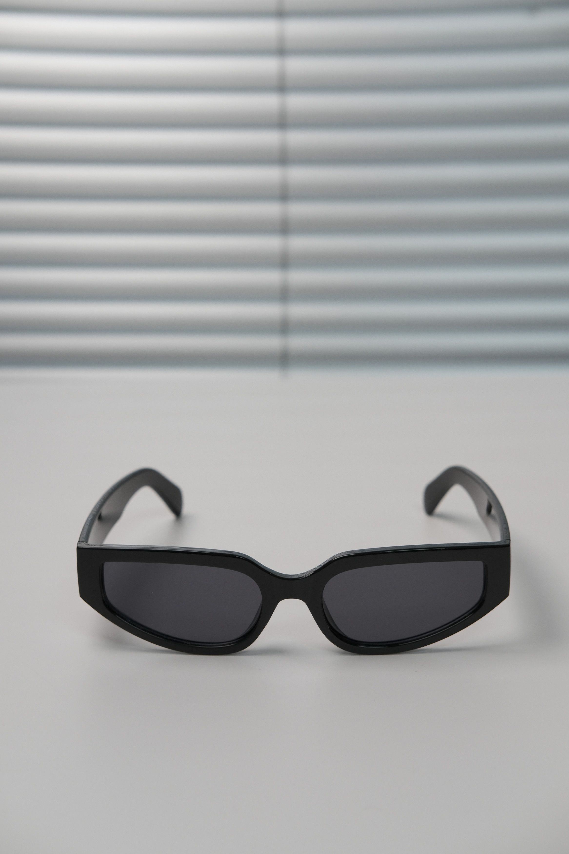 Japanese Brand Vtg Y2k Avant Garde Future Sunglasses Black Unisex One Size Size ONE SIZE - 5 Thumbnail