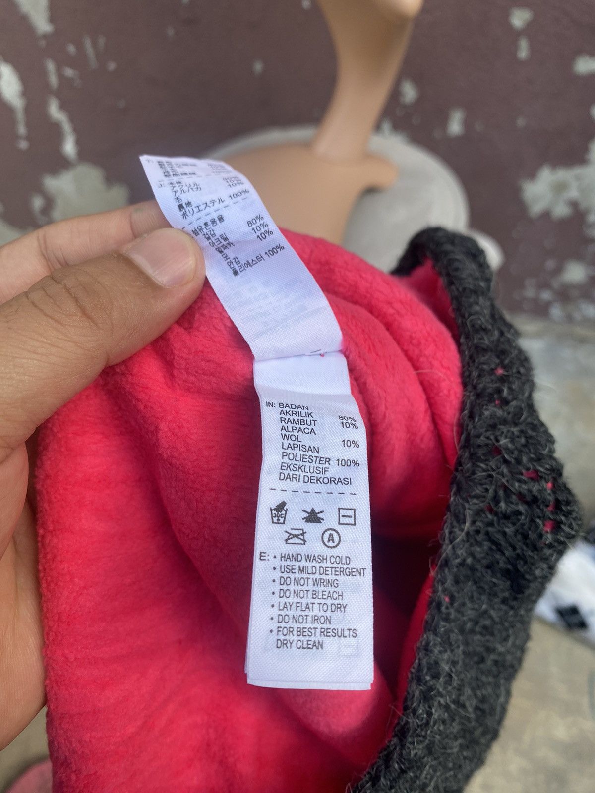 Nike Nike Earflap Beanie Hat Size ONE SIZE - 6 Thumbnail