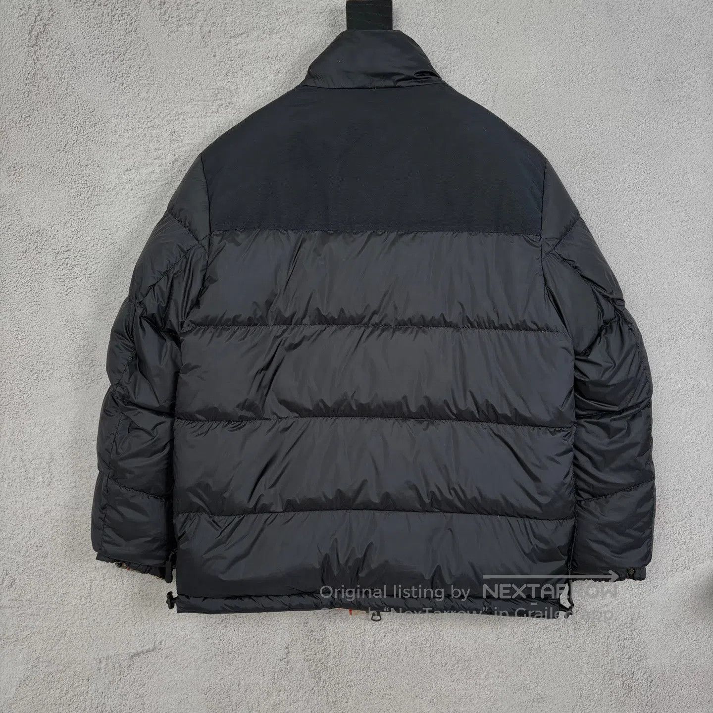 Burberry Burberry Classic checkered sleeve with adhesive label logo Size US L / EU 52-54 / 3 - 4 Thumbnail