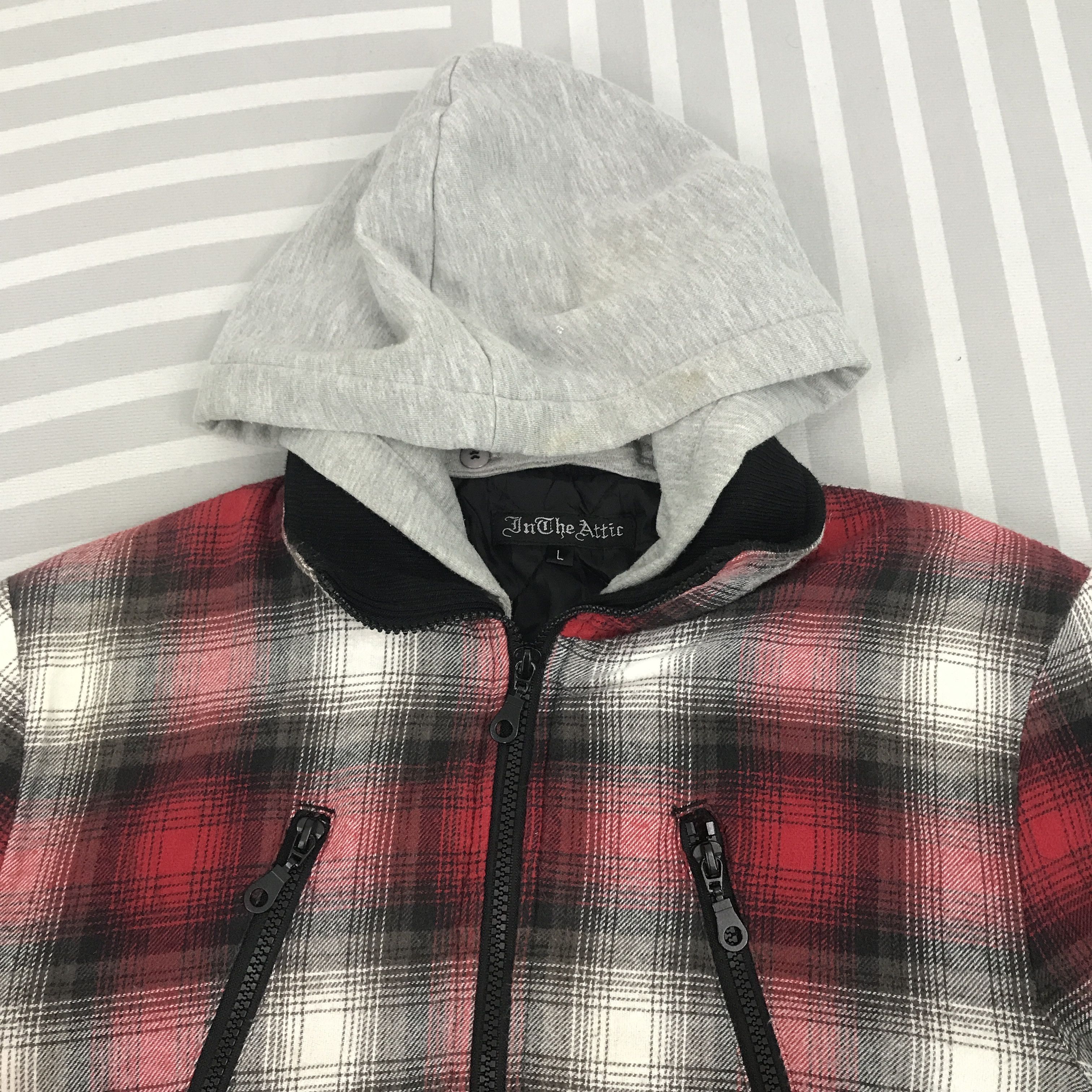 In The Attic × Japanese Brand × Vintage Vintage in the attic Flannel design hoodies style jacket Size US L / EU 52-54 / 3 - 8 Thumbnail