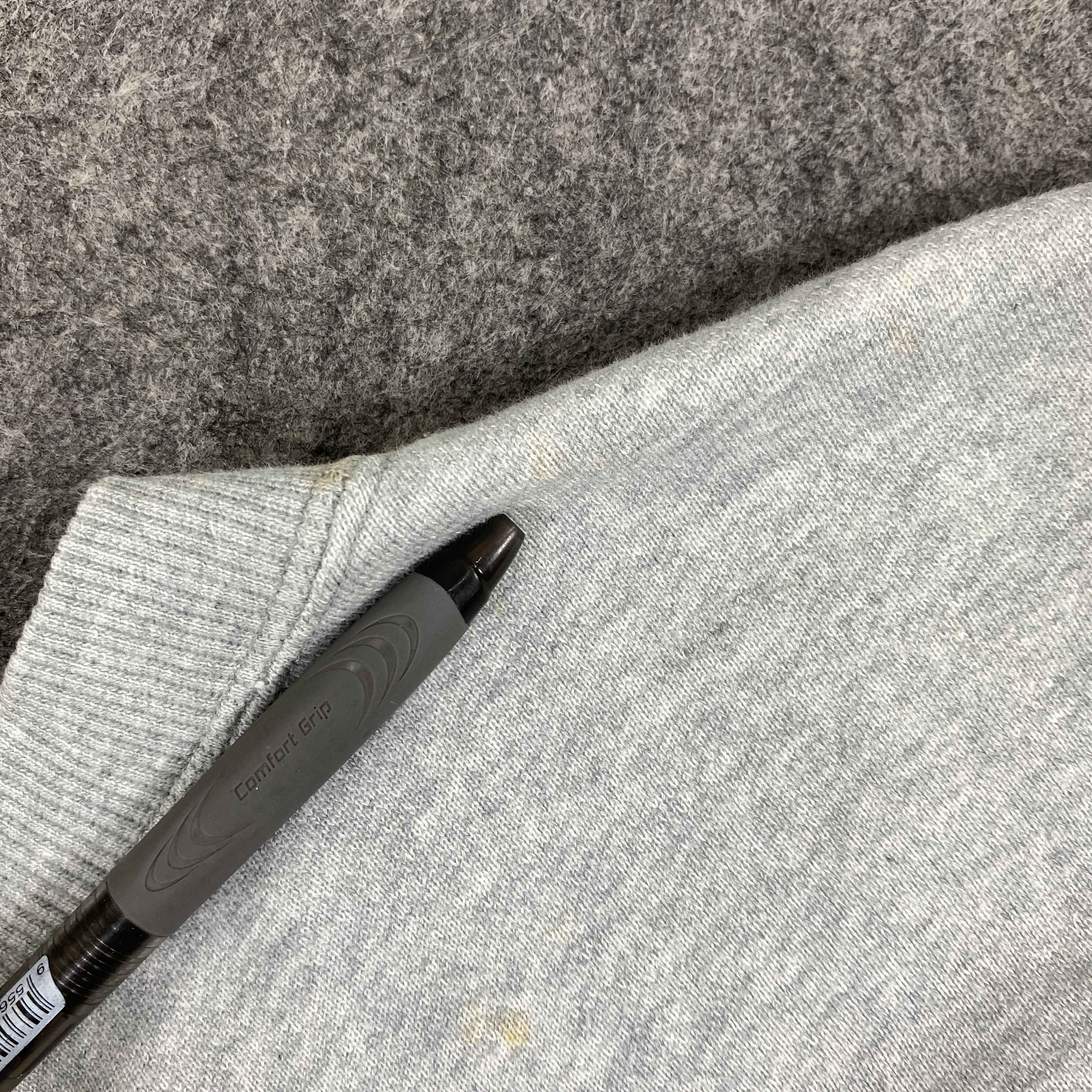 Japanese Brand Vintage The Living Earth Sweatshirt Dirty - SW0134 Size US L / EU 52-54 / 3 - 23 Thumbnail