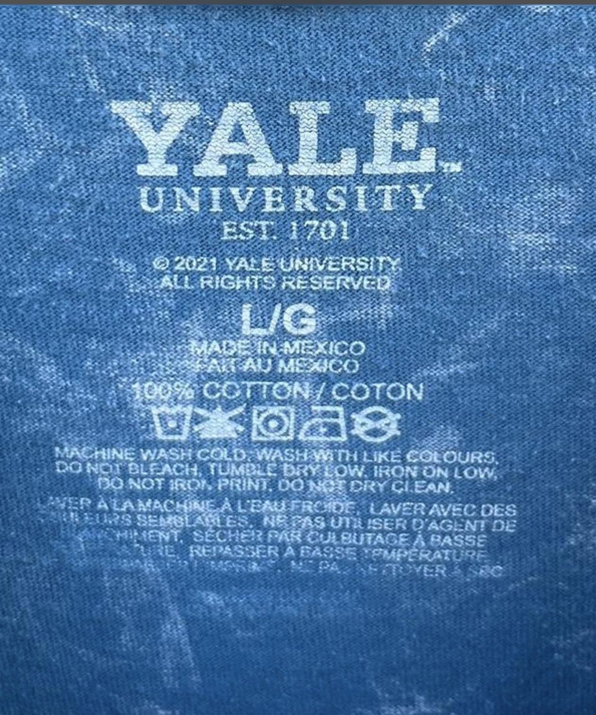 NCAA Yale Handsome Dan Mascot Tee | Large I Bulldog Size US L / EU 52-54 / 3 - 5 Thumbnail