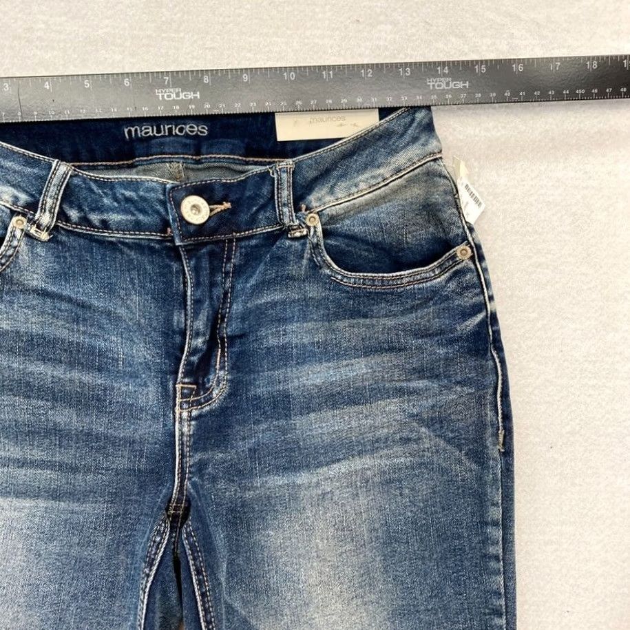 Vintage Maurices Capri Jeans Women's Capri Medium Wash Blue Stretch Denim Pants Cropped 4 Regular Womens Jeans Capris 22 in Inseam 3/4 Length Blue Maurices Size 27" / US 4 / IT 40 - 7 Thumbnail