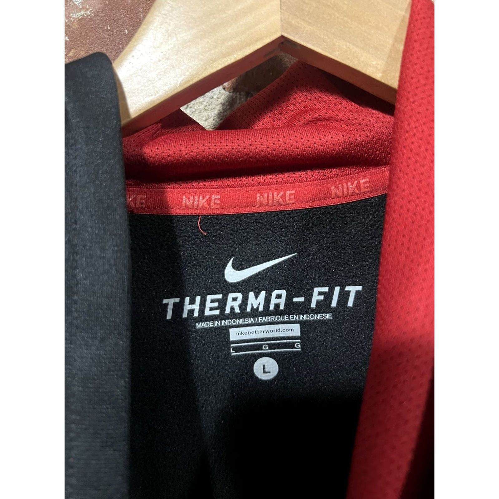 Nike Nike Mens Black Therma Fit Swoosh Graphic Pullover Hooded Sweatshirt L Size US L / EU 52-54 / 3 - 3 Thumbnail