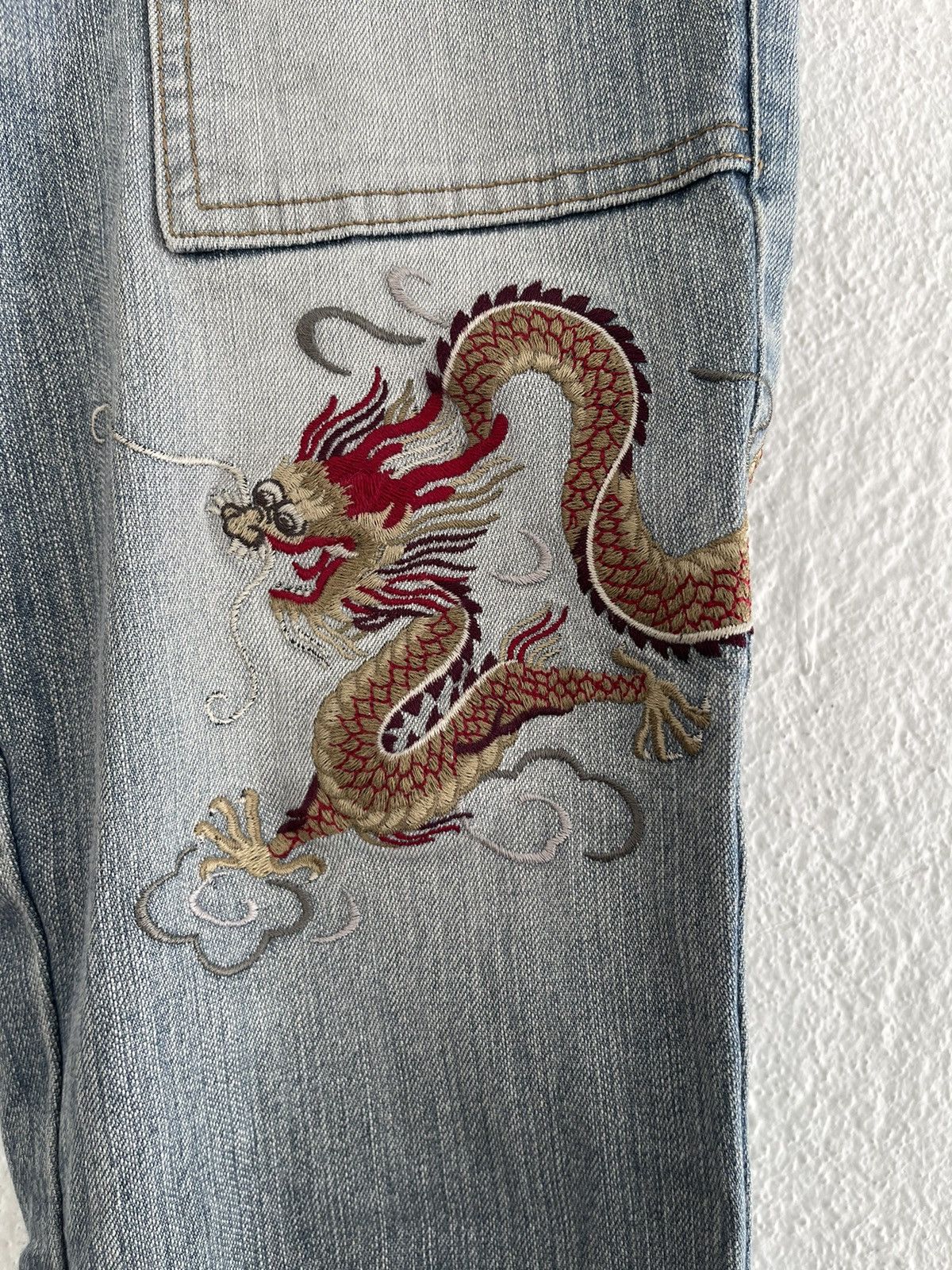 Vivienne Tam Vivienne Tam Dragon Embroidery Jeans Size 28" / US 6 / IT 42 - 3 Thumbnail