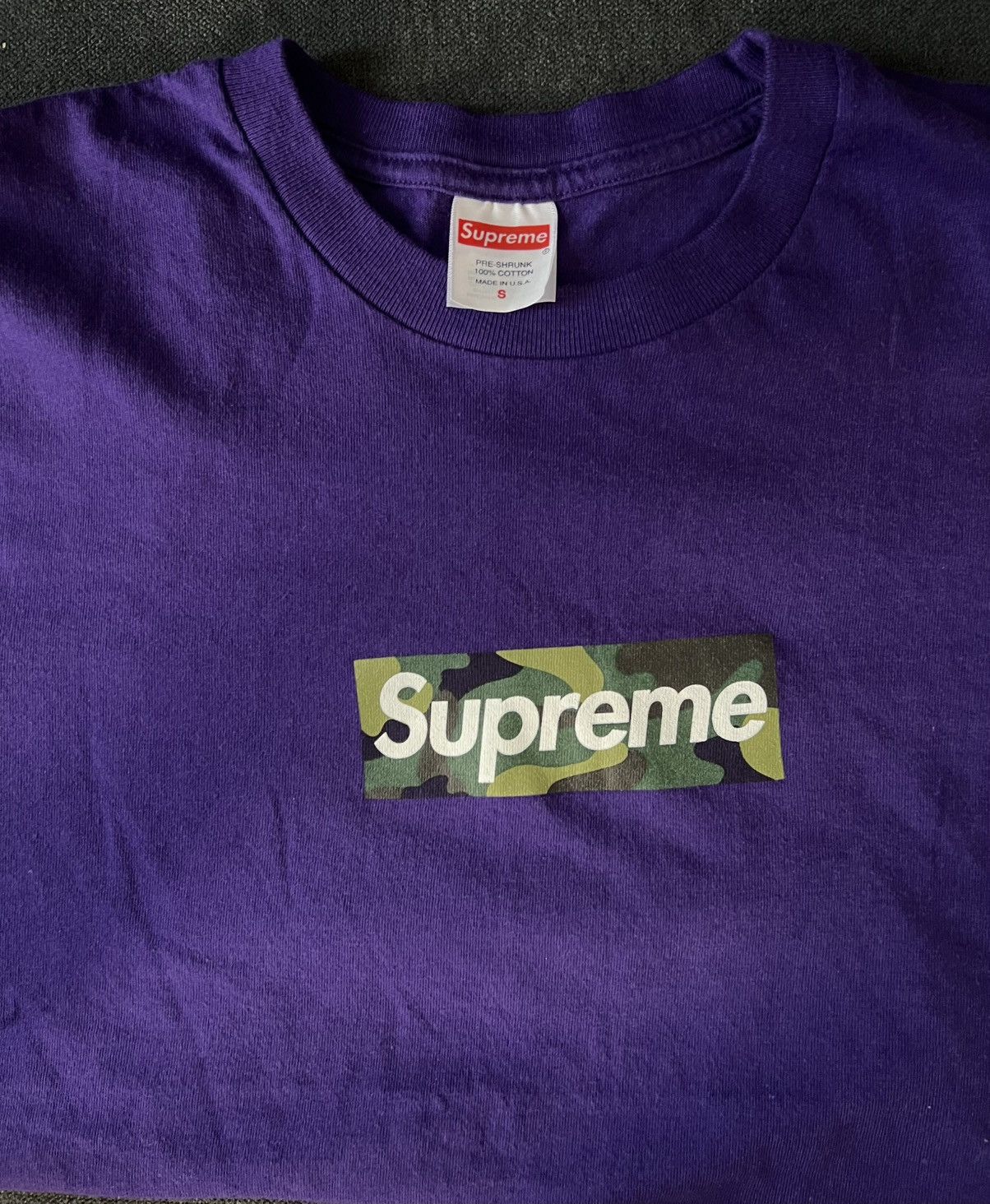 SUPREME CAMO BOX LOGO