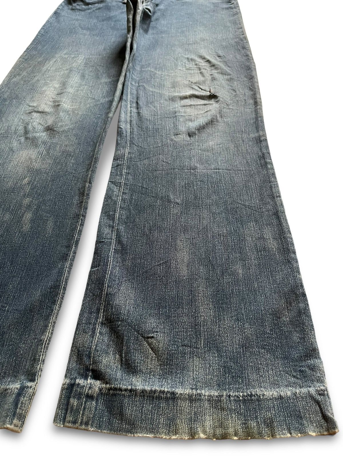 45rpm × Japanese Brand Vintage Japanese 45Rpm Bootcut Rip Blue Wash Jeans Size US 30 / EU 46 - 7 Thumbnail