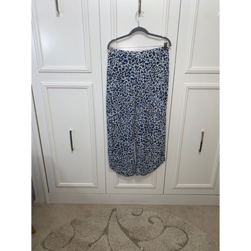Victoria's Secret Victoria's Secret Women's Large Blue Leopard Print Pants Size 32" / US 10 / IT 46 - 1 Thumbnail