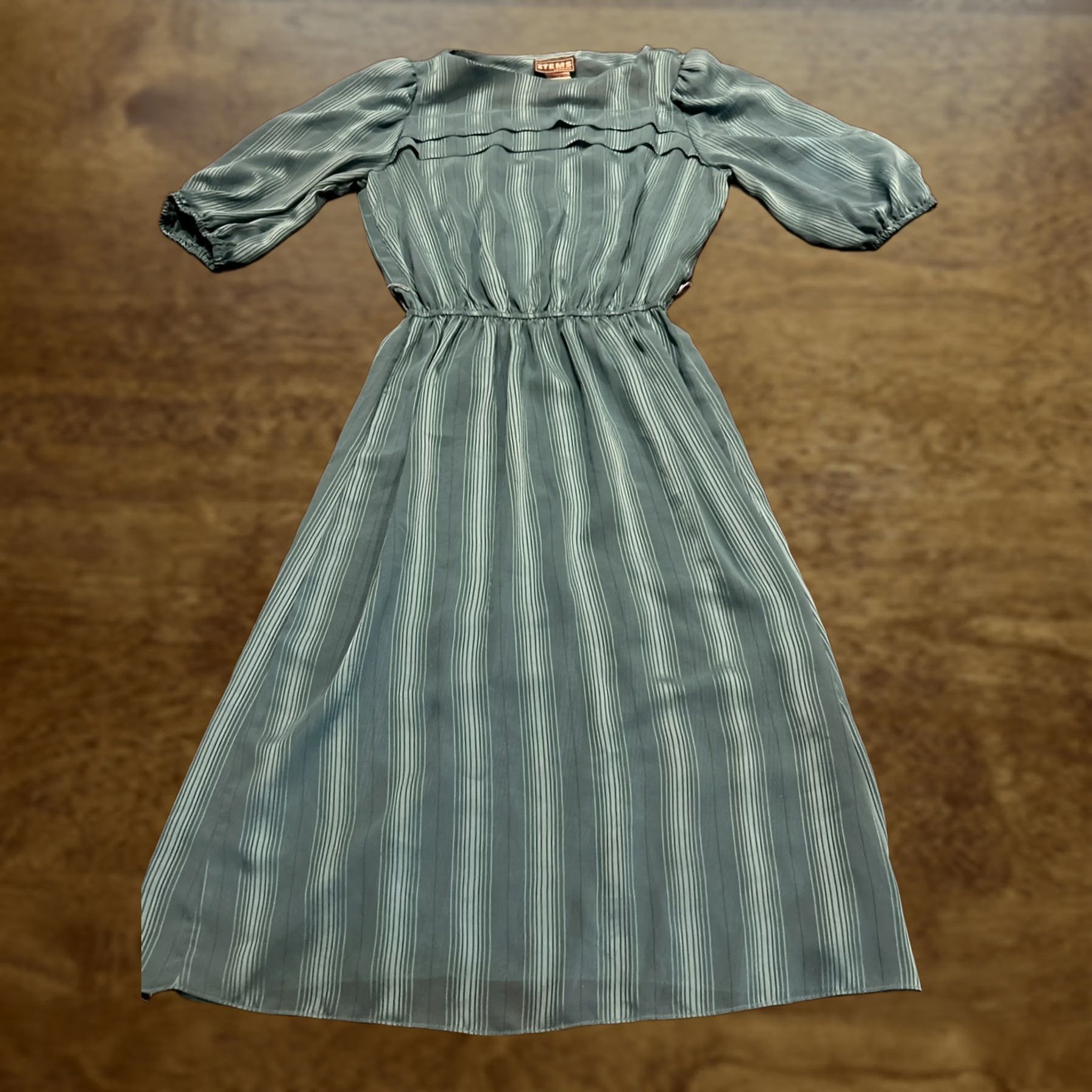 Vintage VINTAGE Items California Dress Size 12 Teal Striped Puff Sleeves Elastic Waist A24 VTG Women Size XL / US 12-14 / IT 48-50 - 1 Thumbnail