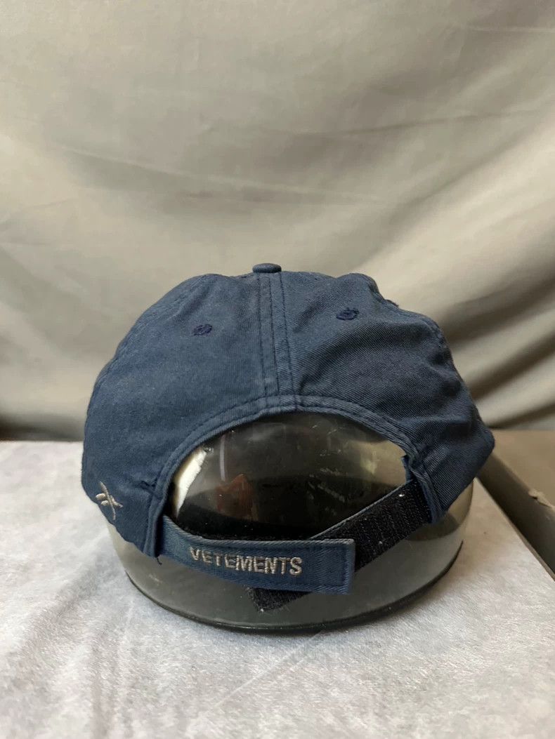 Vetements Vetements 18Aw sunday Distressed and Deconstructed Sunday Size ONE SIZE - 3 Thumbnail