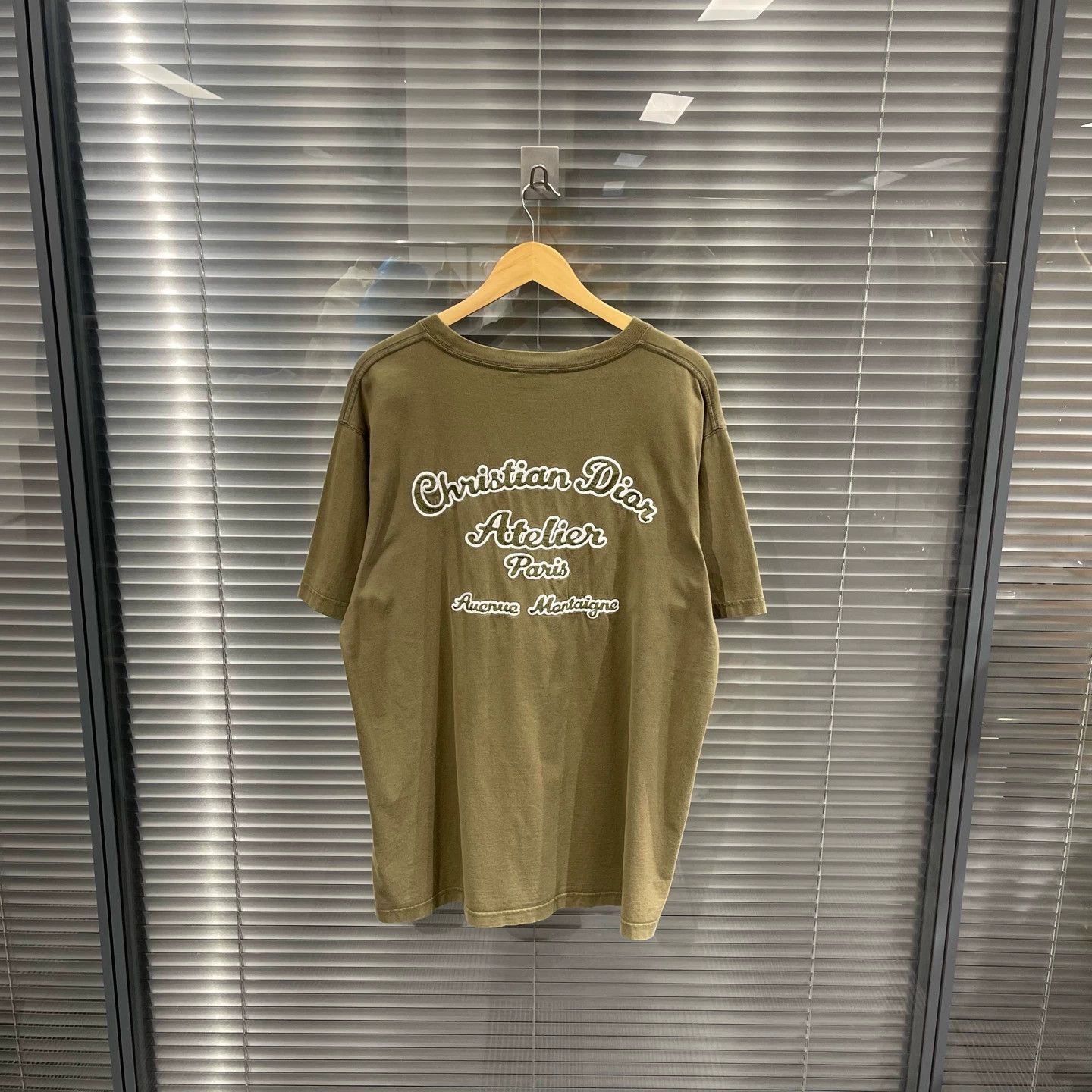 Dior Dior Bomb Embroidered Slogan F&B Tee XL 99 New Size XL / US 12-14 / IT 48-50 - 1 Thumbnail