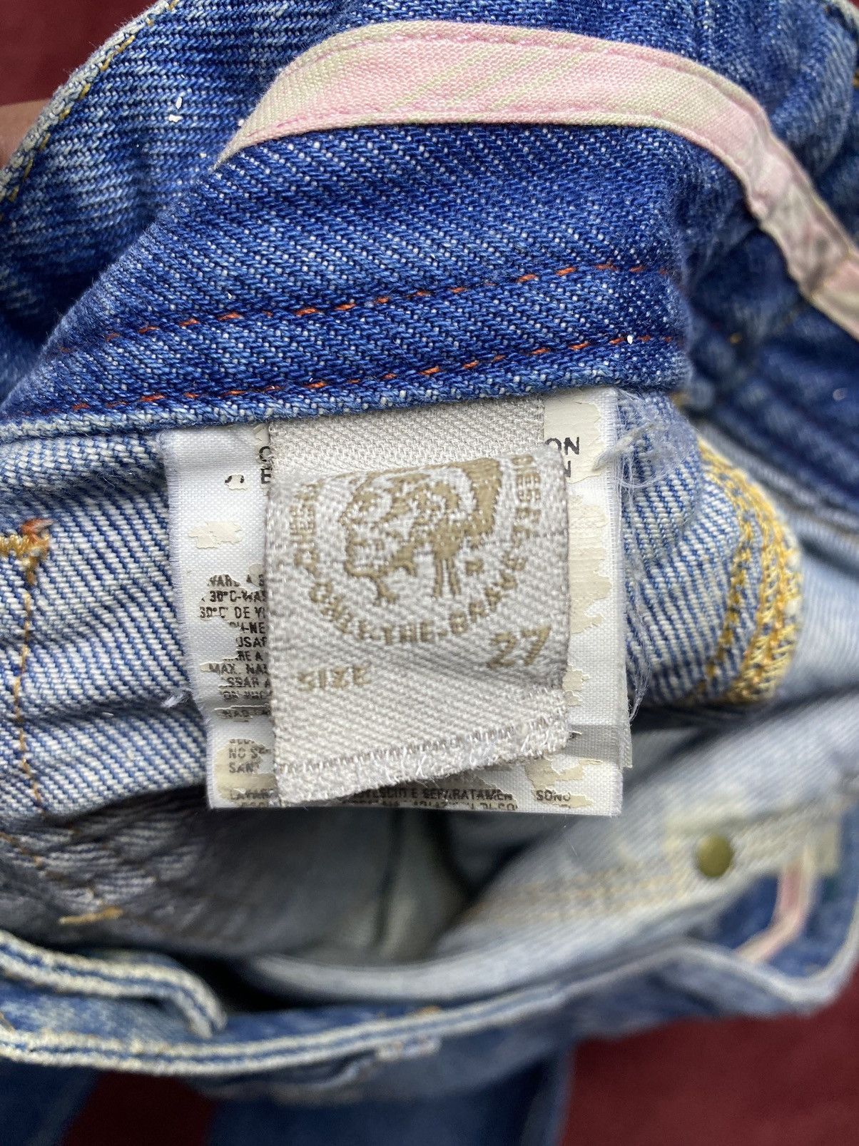 Diesel × Vintage Vintage Diesel Reckfly Faded Denim Jeans Size 28" / US 6 / IT 42 - 13 Thumbnail